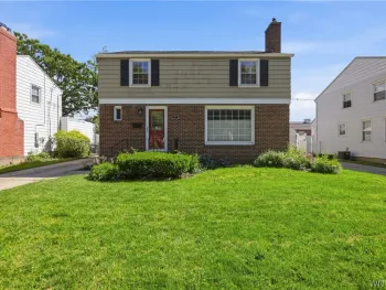 Property at 57 Gardenwood Lane, Tonawanda, NY 14223