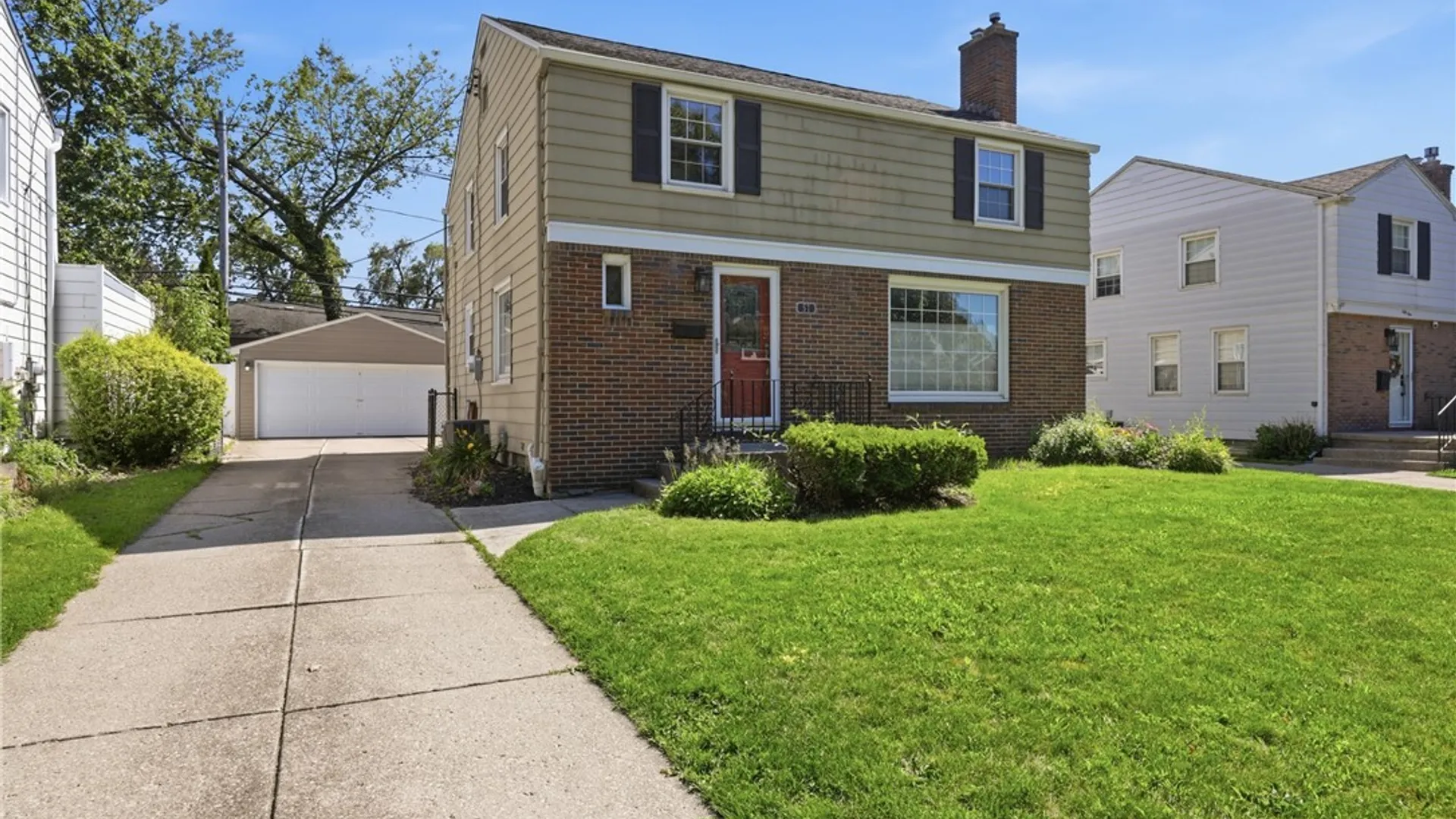 Property at 57 Gardenwood Lane, Tonawanda, NY 14223 3