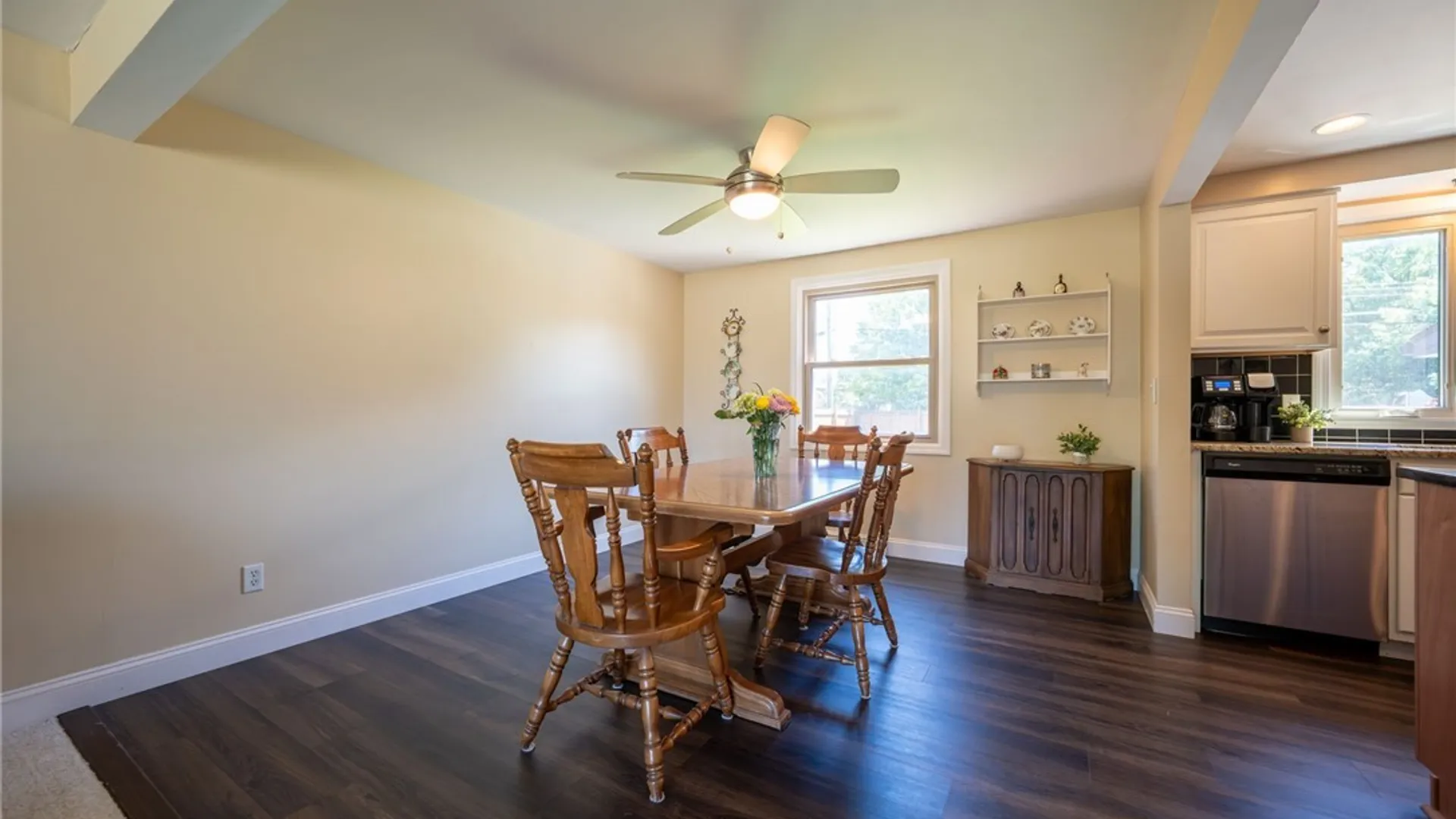 Property at 26 Harwood Road, West Seneca, NY 14224 11