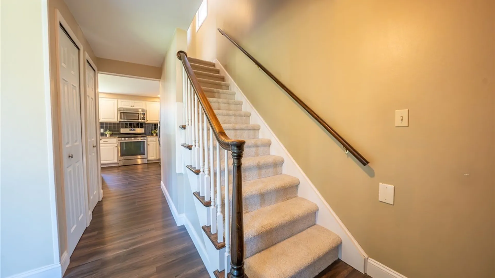 Property at 26 Harwood Road, West Seneca, NY 14224 7