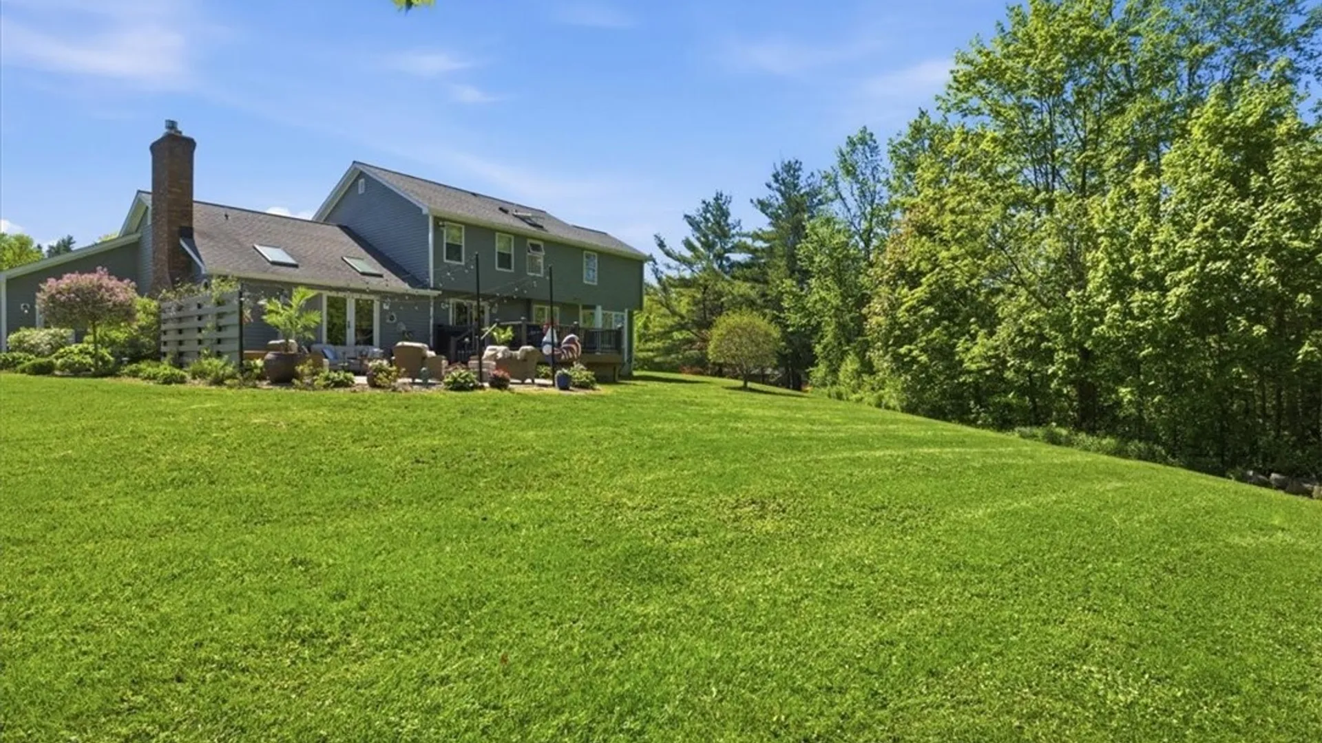 Property at 5343 Oakridge Drive, Hamburg, NY 14075 38