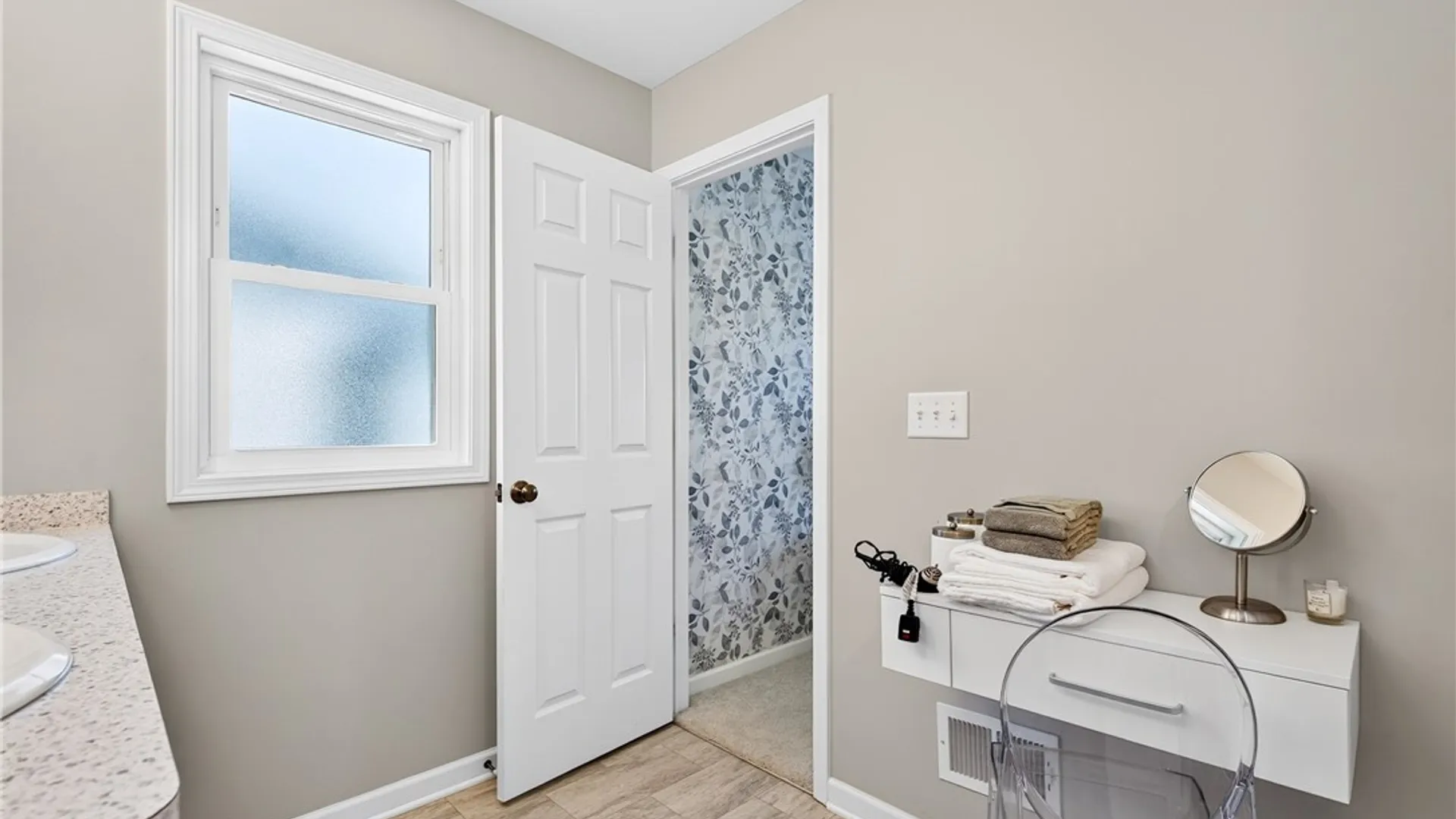 Property at 99 Cherry Laurel Lane, Amherst, NY 14228 46