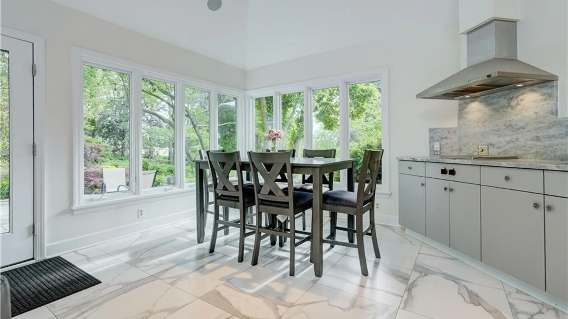Property at 157 W Jefferson Road, Pittsford, NY 14534 9