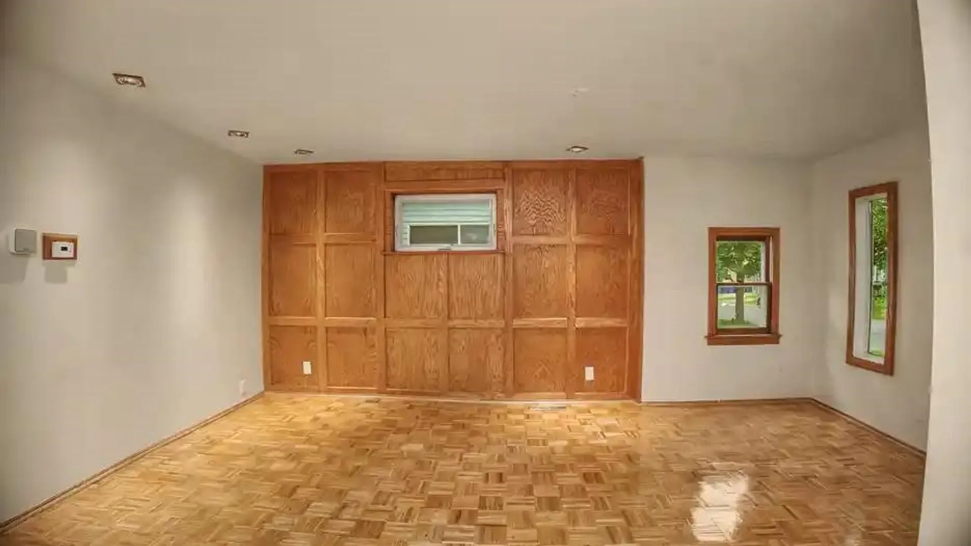 Property at 31 Riverside Avenue, Buffalo, NY 14207 11