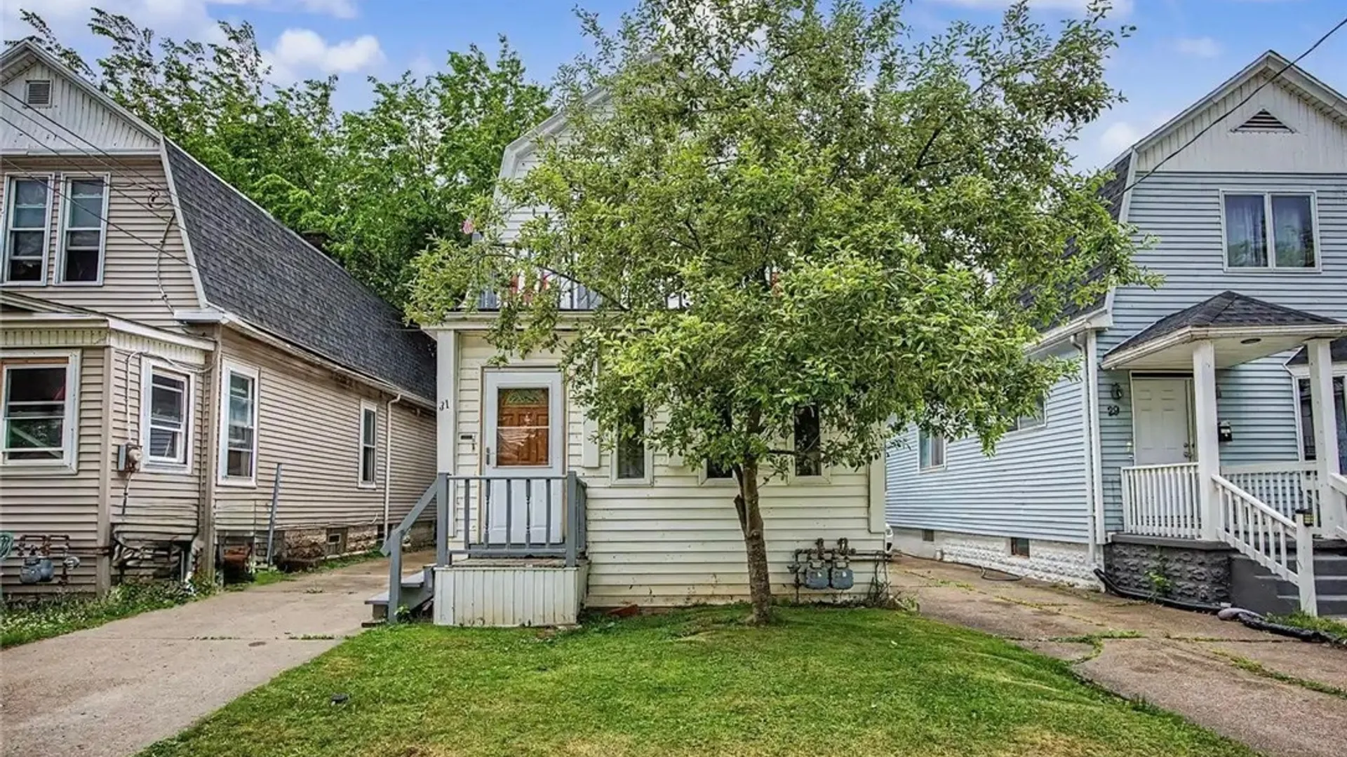 Property at 31 Riverside Avenue, Buffalo, NY 14207 4
