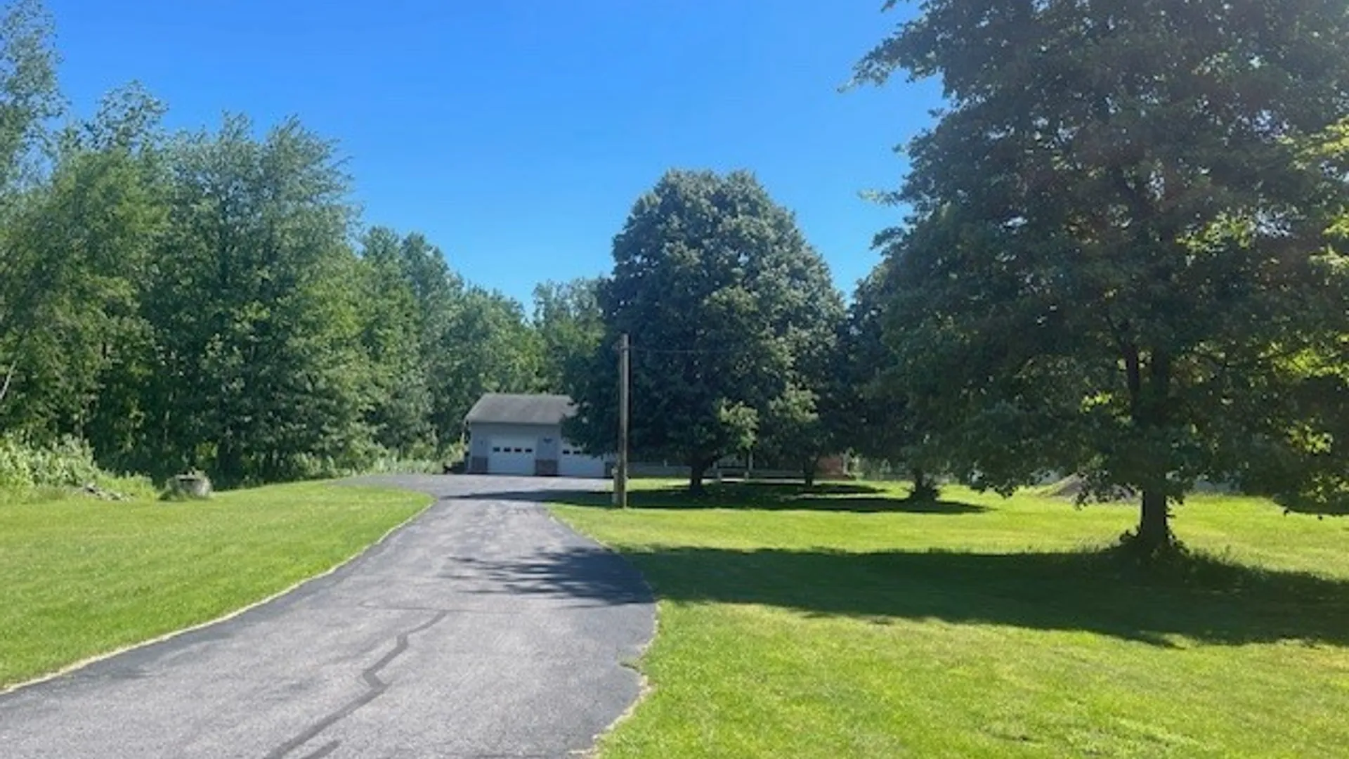 Property at 1006 Silk Road, Volney, NY 13069 2