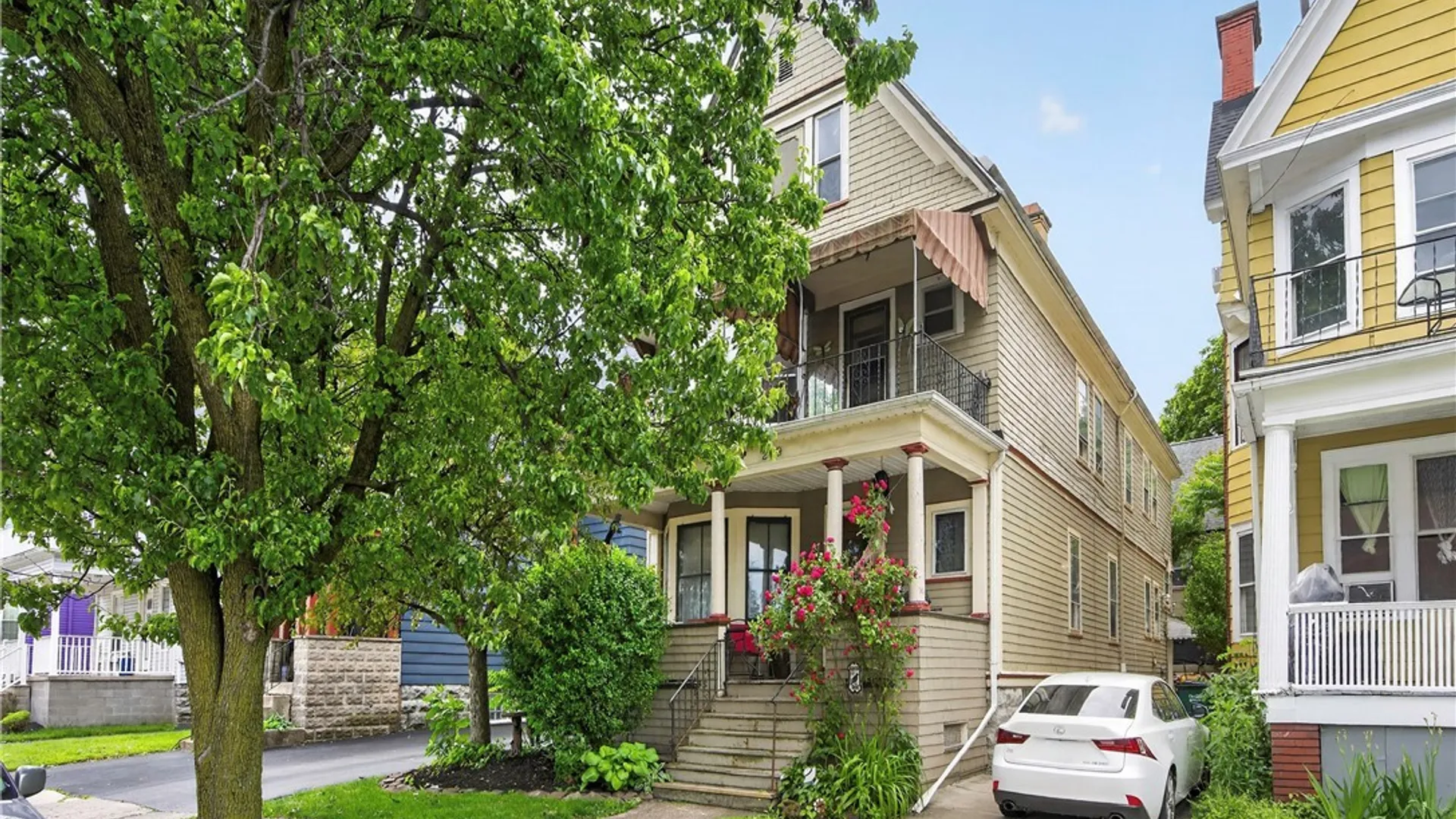 Property at 289 Auburn Avenue, Buffalo, NY 14213 2