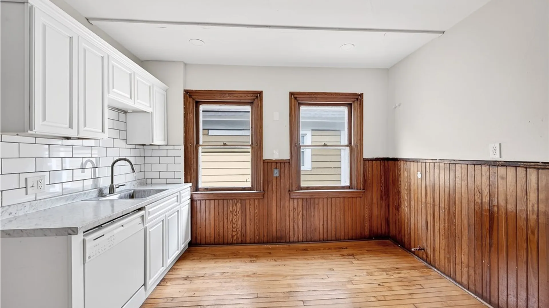Property at 289 Auburn Avenue, Buffalo, NY 14213 25