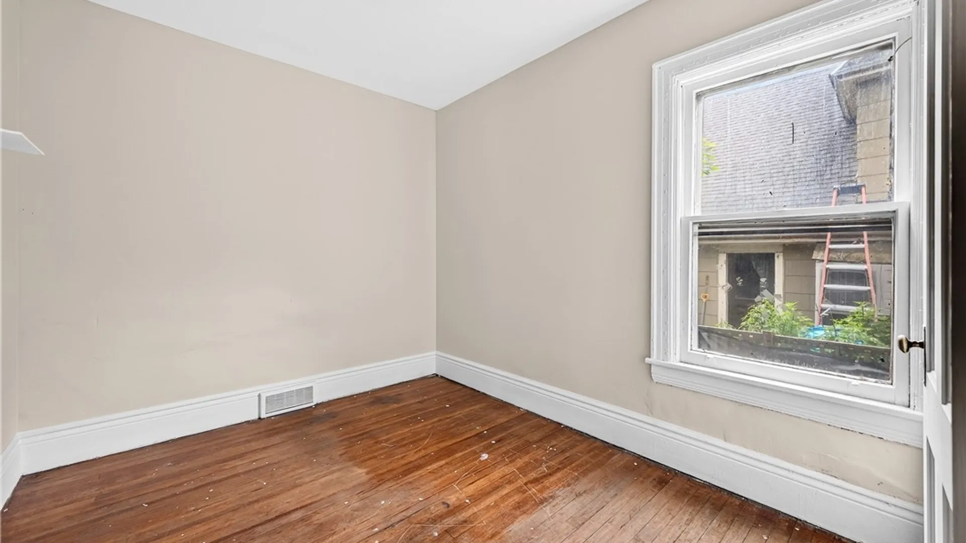 Property at 289 Auburn Avenue, Buffalo, NY 14213 28