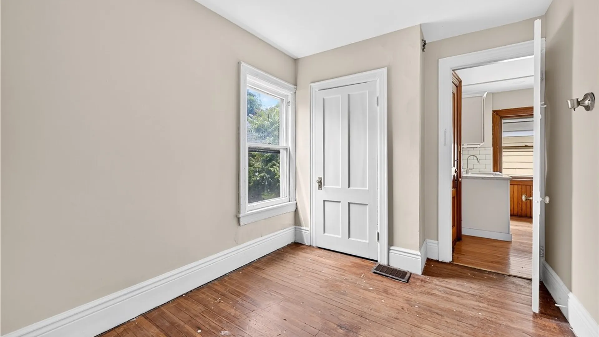 Property at 289 Auburn Avenue, Buffalo, NY 14213 29