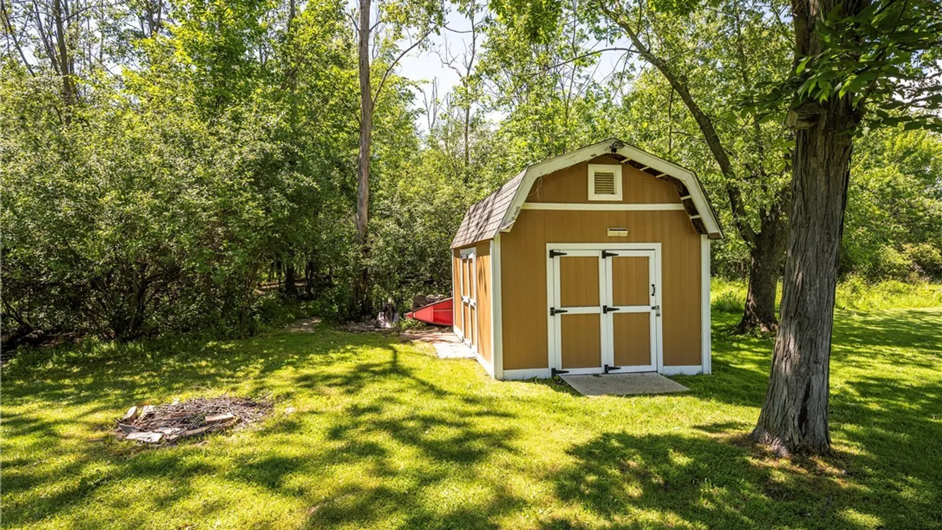 Property at 4368 Chisholm, Hamburg, NY 14075 32
