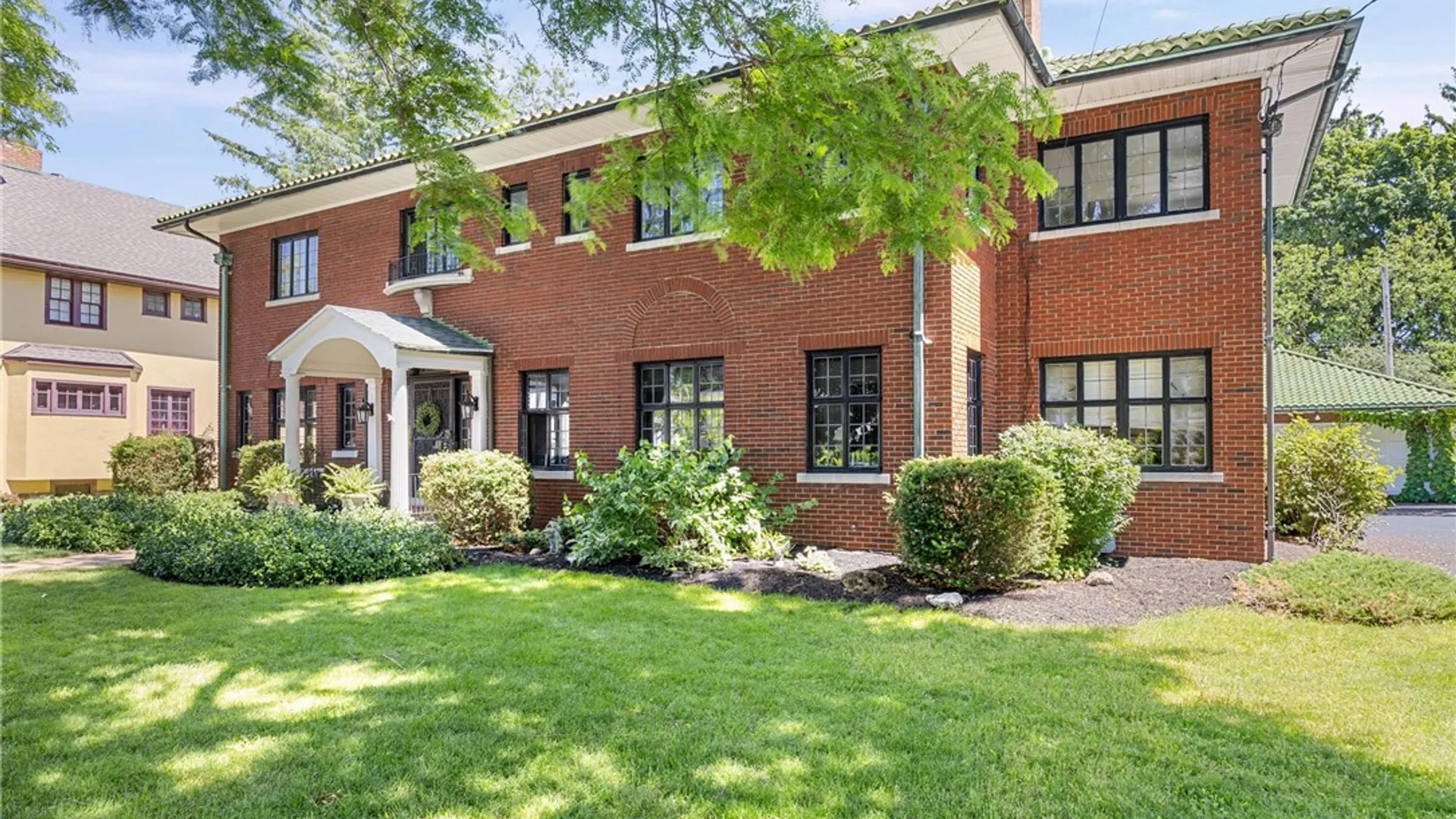 Property at 52 Ellicott Avenue, Batavia City, NY 14020 4