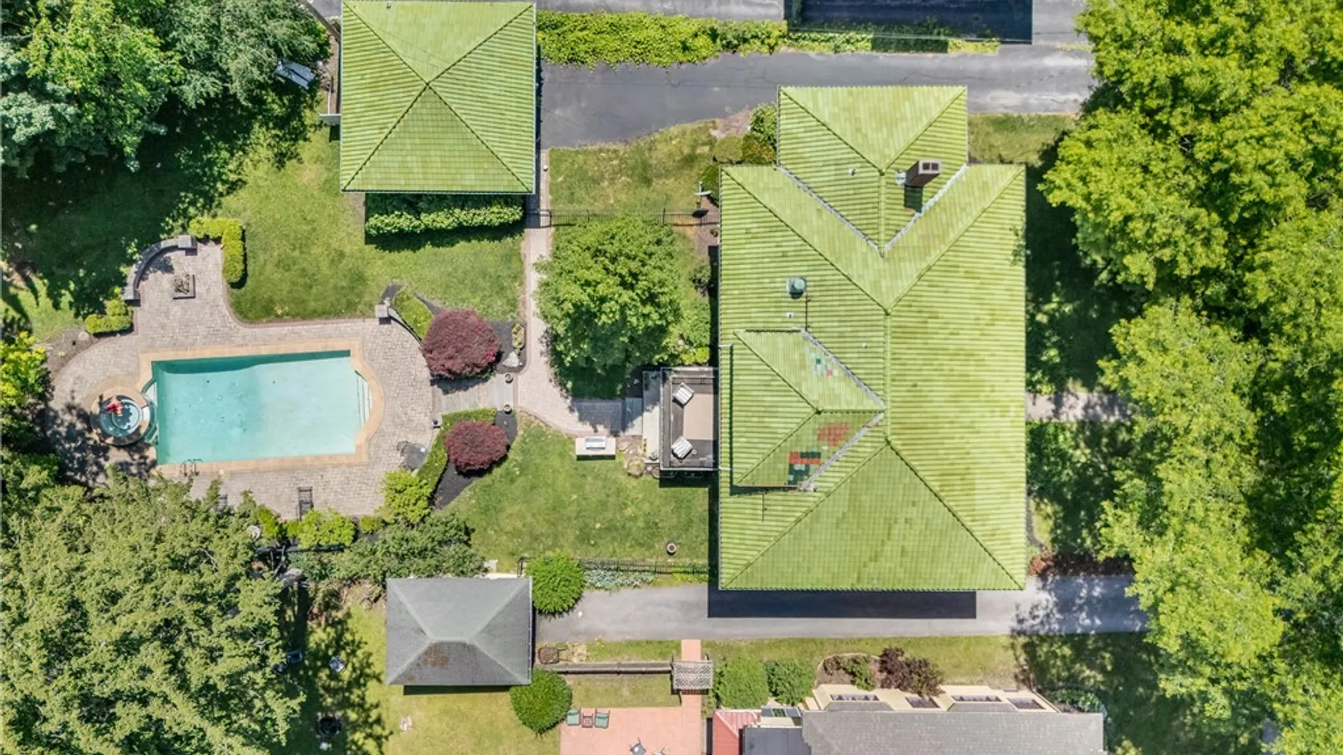 Property at 52 Ellicott Avenue, Batavia City, NY 14020 7