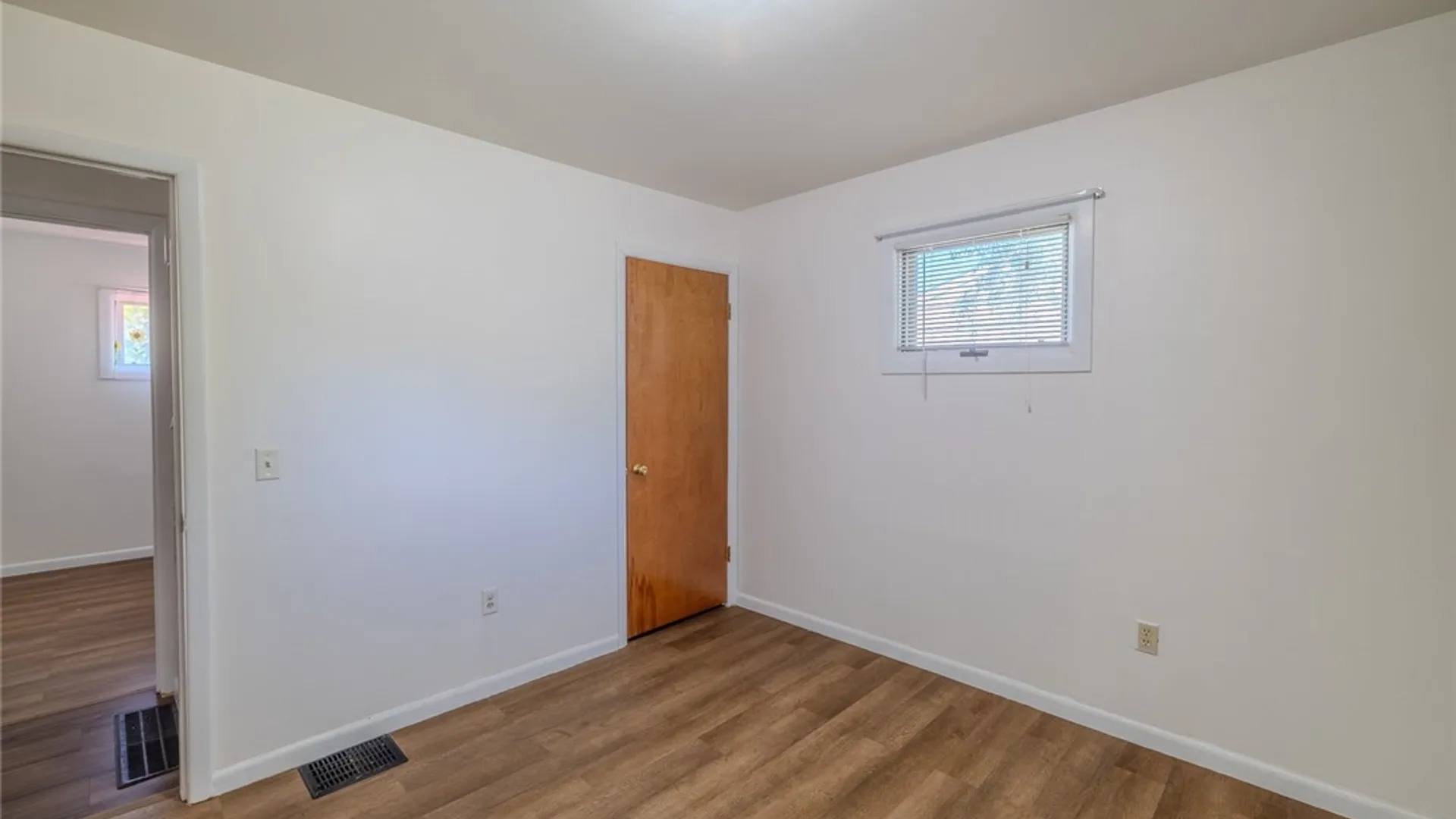 Property at 107 Albernathy St Street, Salina, NY 13088 12