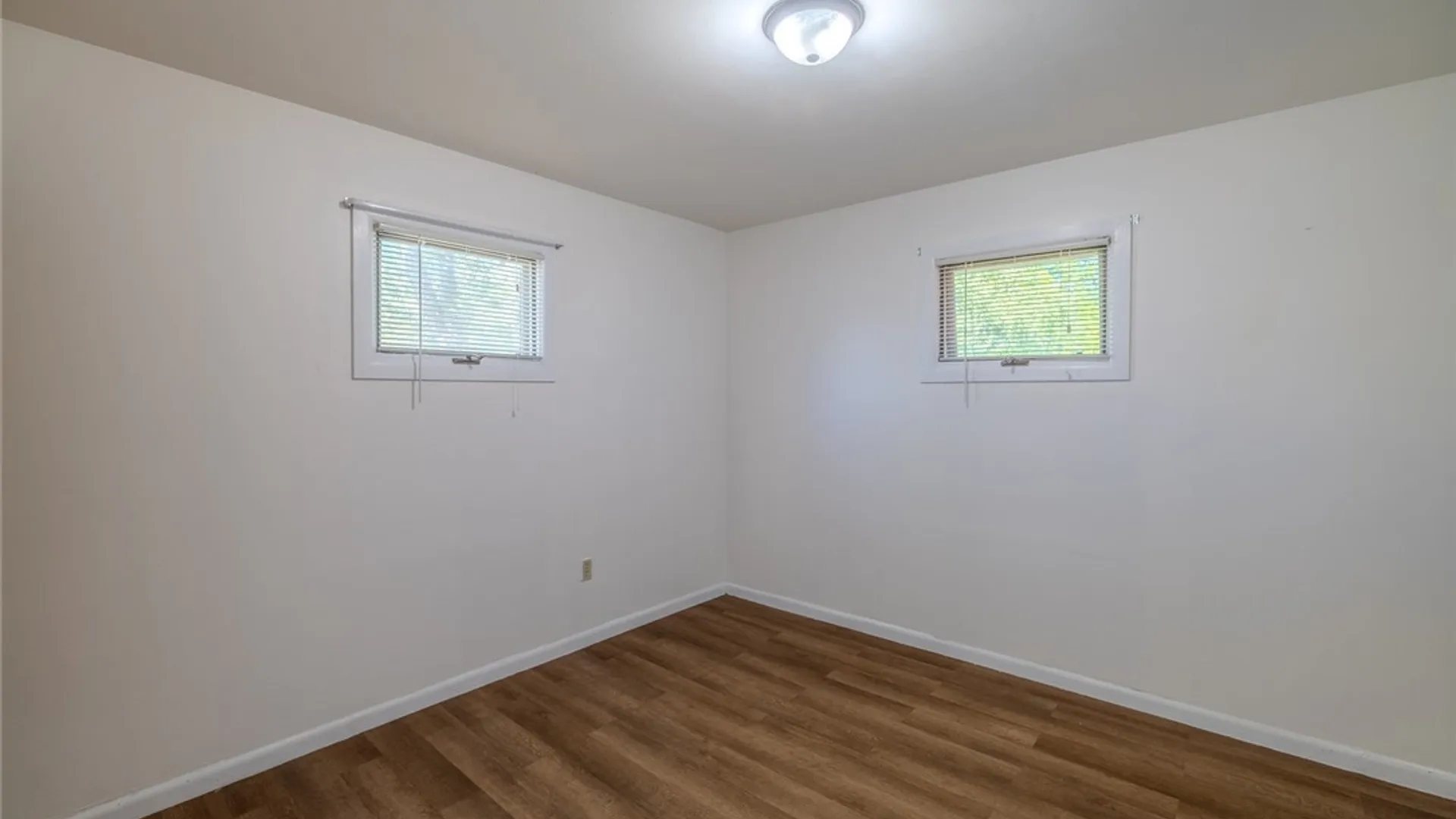 Property at 107 Albernathy St Street, Salina, NY 13088 14