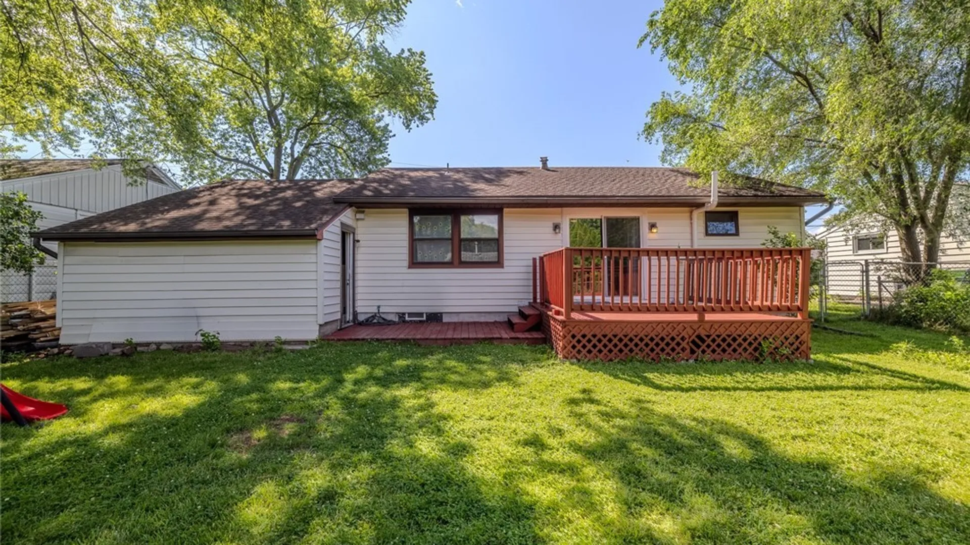 Property at 107 Albernathy St Street, Salina, NY 13088 28
