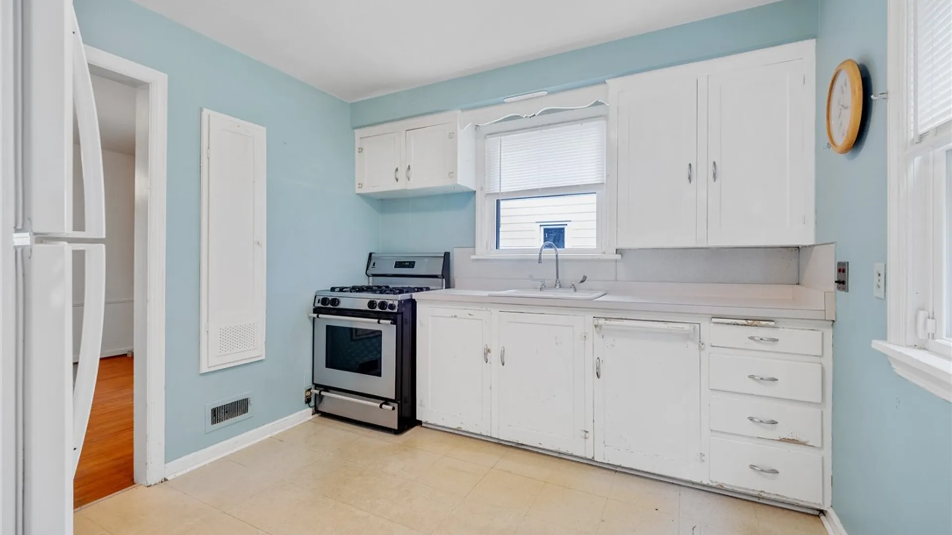 Property at 42 Sunset Drive, Brighton, NY 14618 14