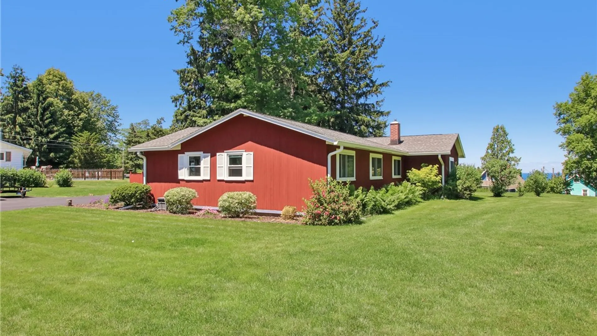 Property at 536 Lake Road, Webster, NY 14580 3