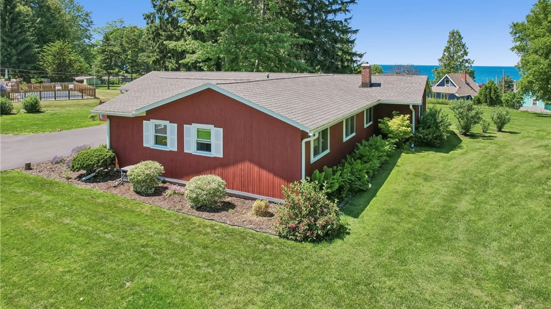 Property at 536 Lake Road, Webster, NY 14580 34