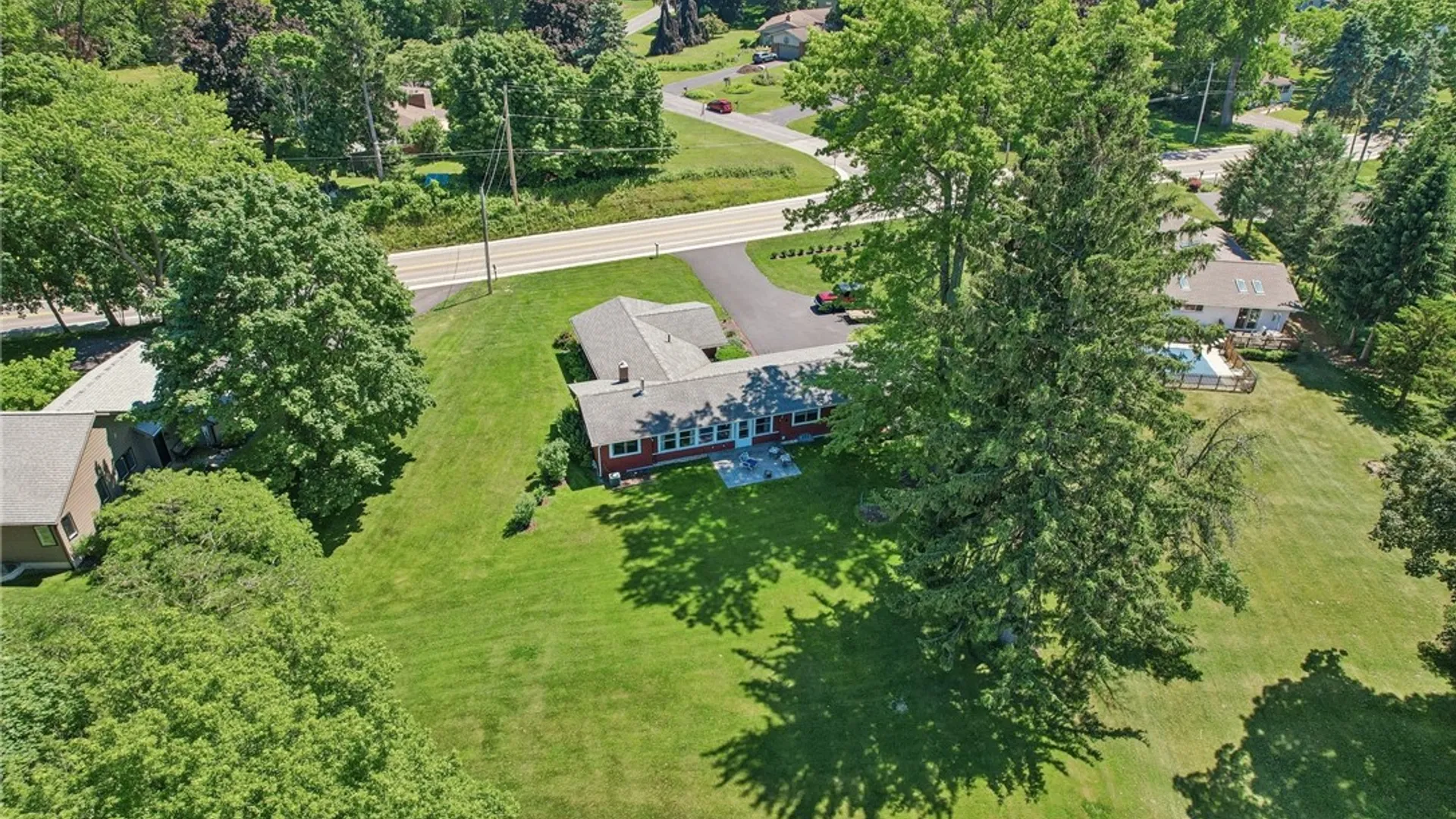 Property at 536 Lake Road, Webster, NY 14580 40