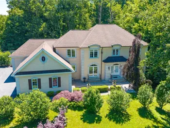 Property at 612 Wild Mallard, Webster, NY 14580