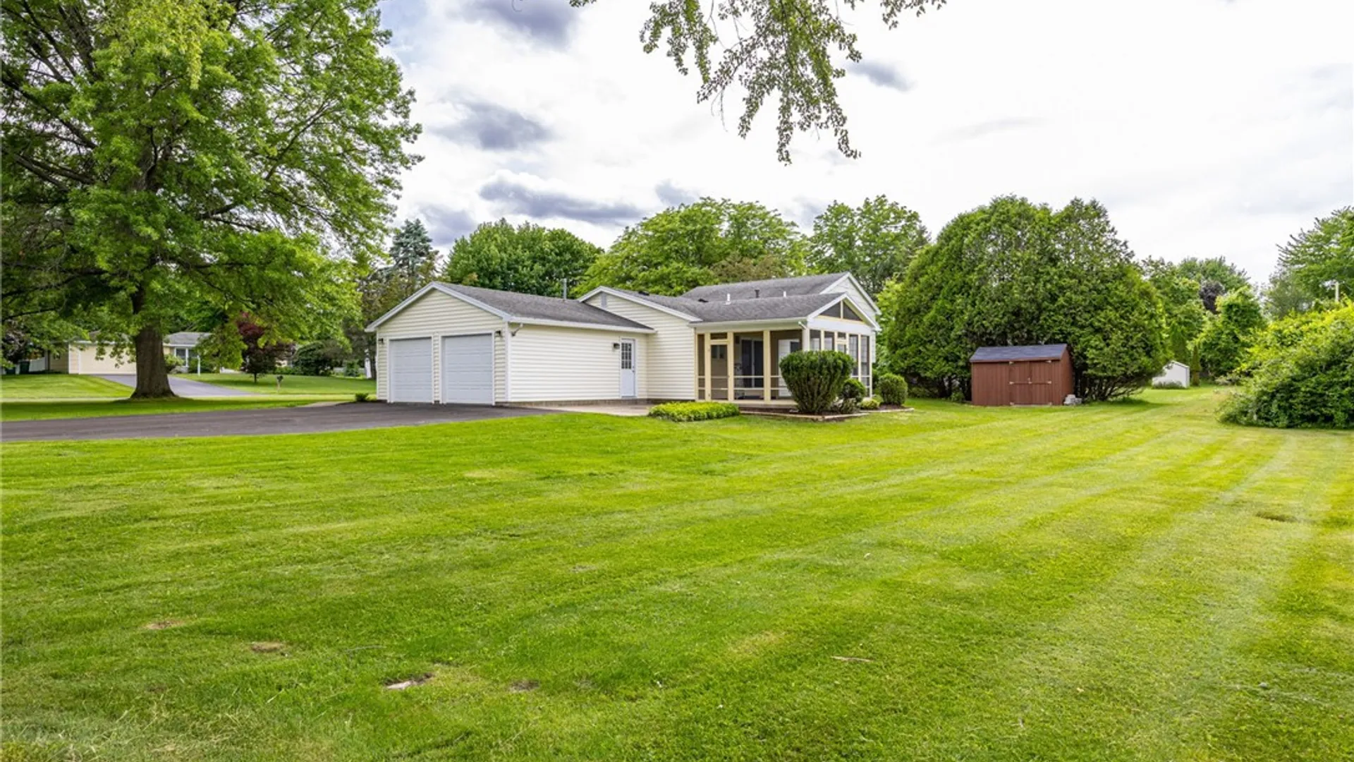 Property at 1193 Appian Drive, Webster, NY 14580 6