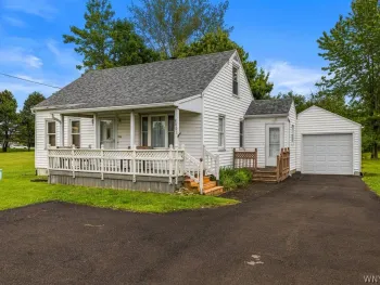 8801 Erie Road, Evans, NY 14006