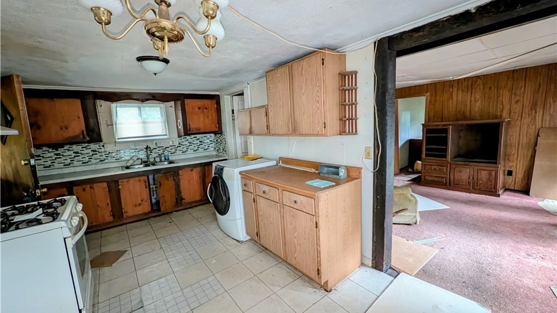 Property at 805 N Center Street, DeWitt, NY 13057 15