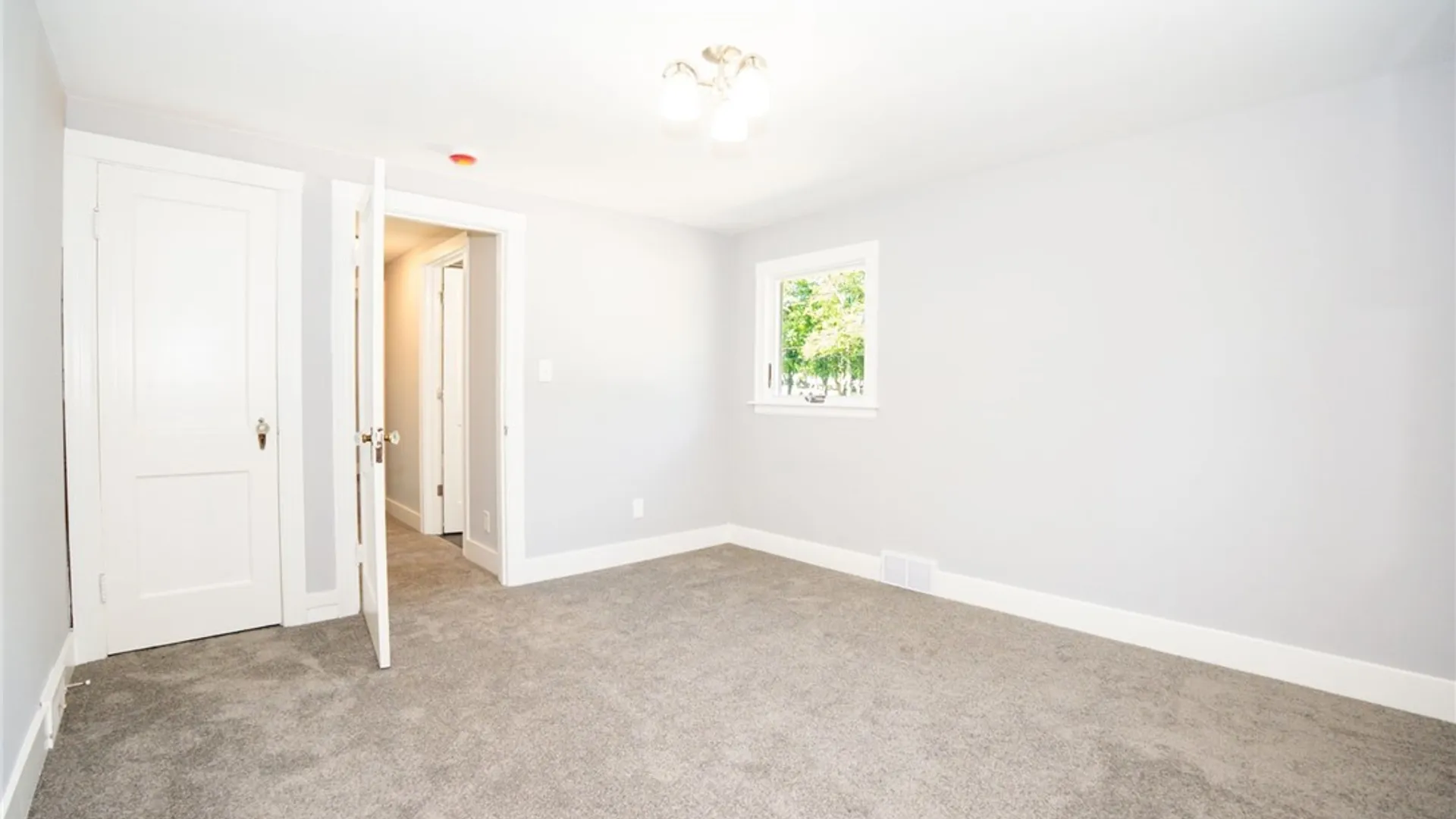 Property at 53 S Shore Boulevard, Lackawanna, NY 14218 29