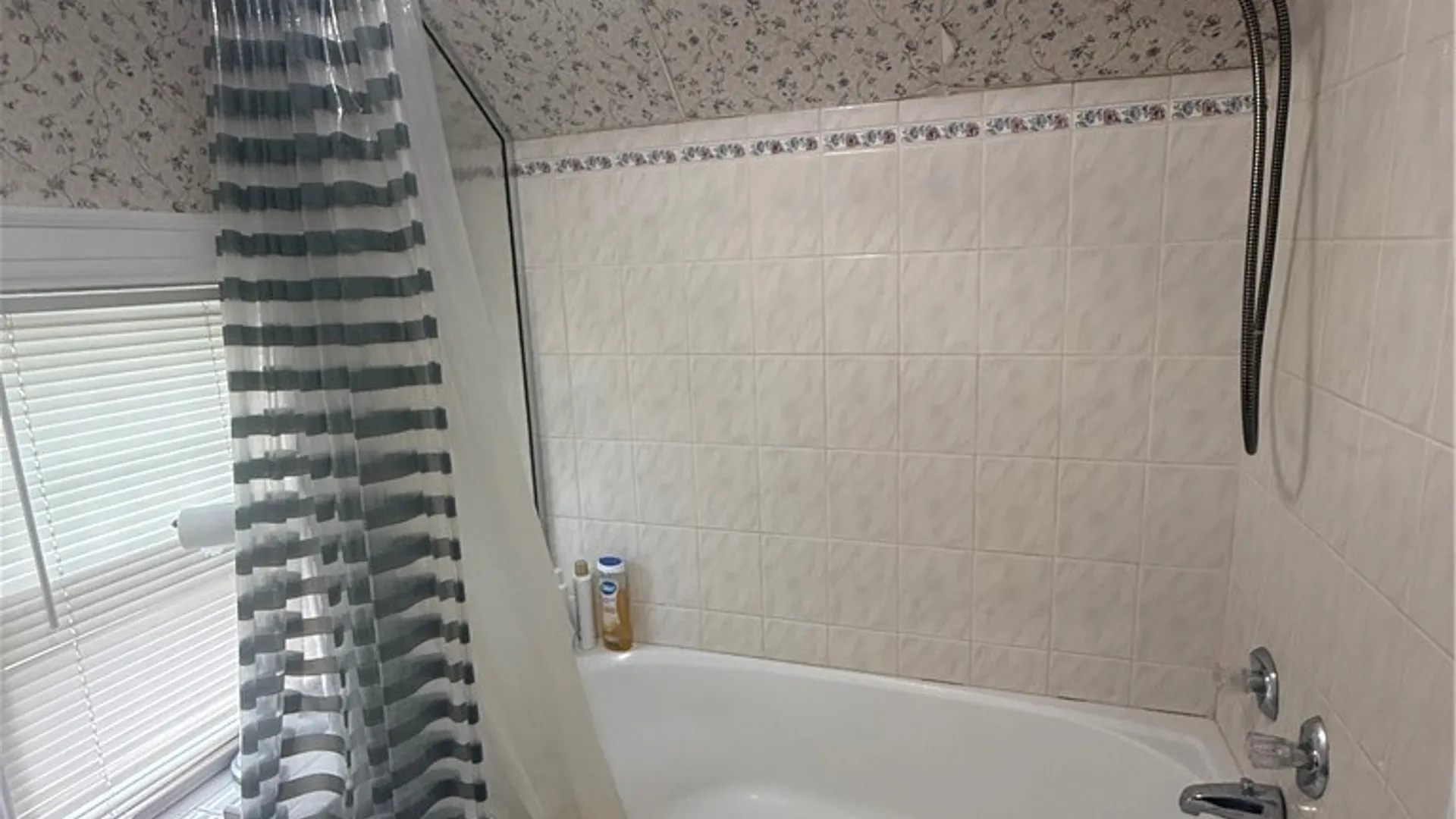Property at 80 Alameda Street, Rochester, NY 14613 35