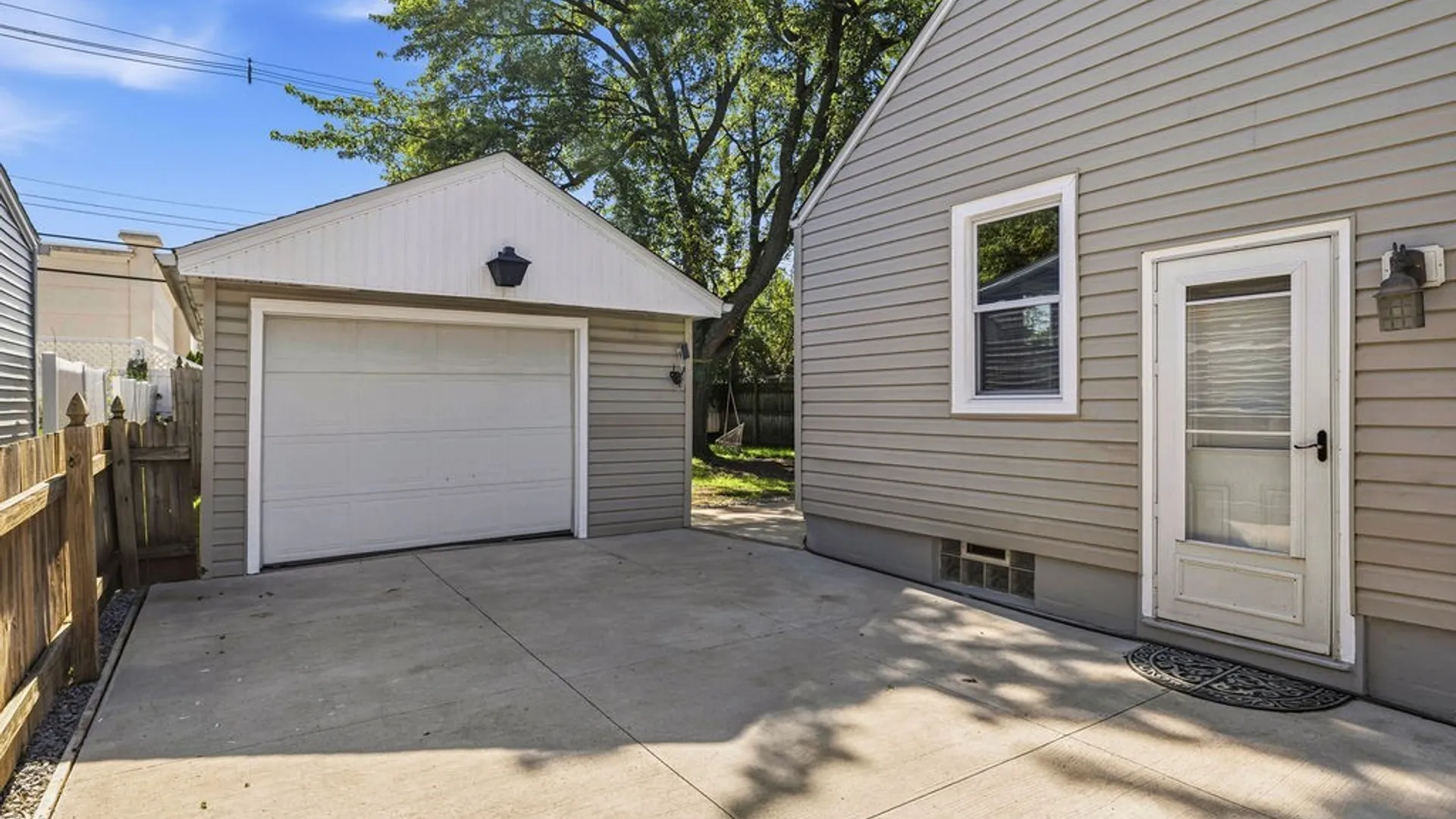 Property at 57 Wrexham Court, Tonawanda, NY 14150 5