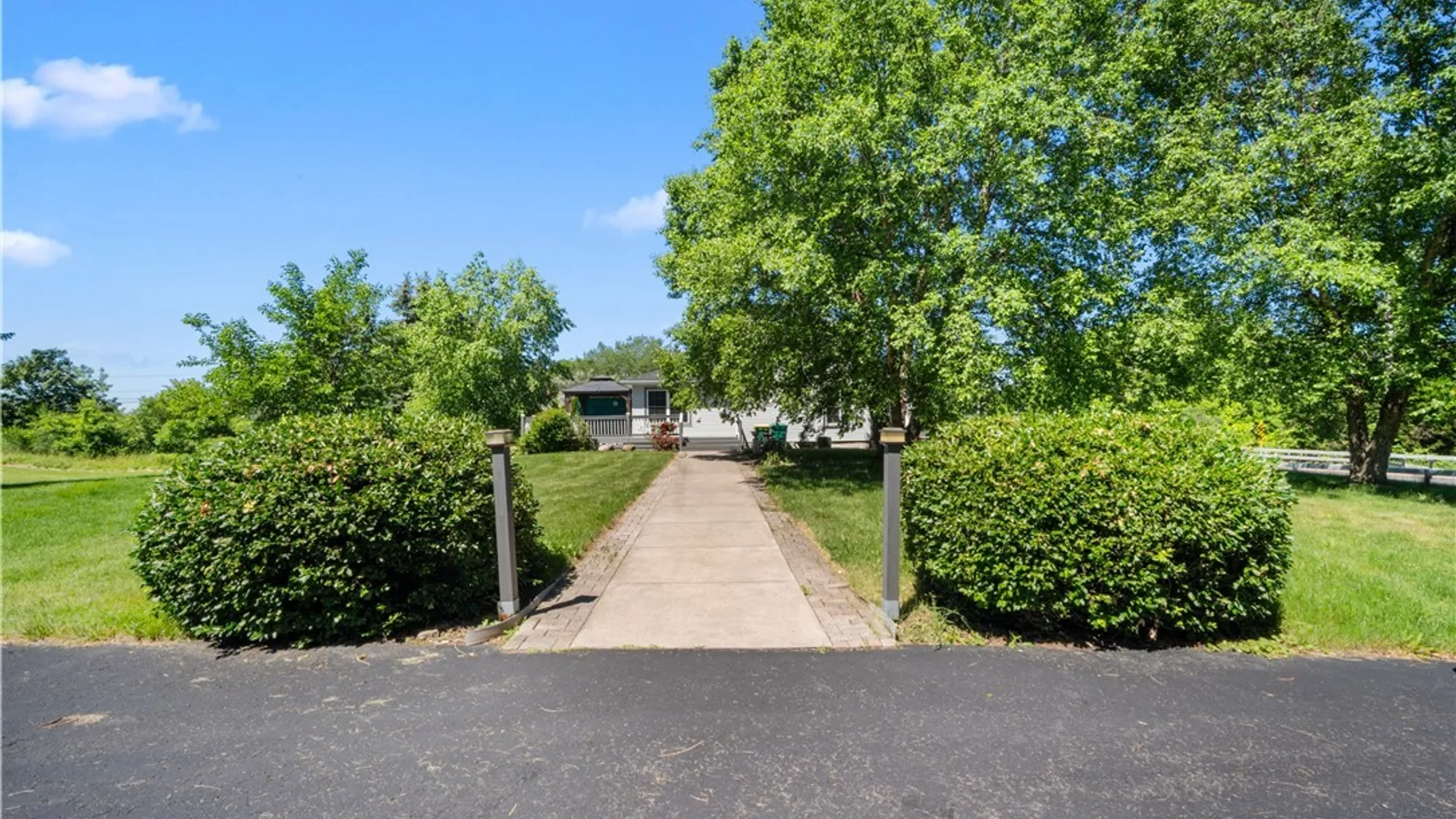 Property at 5294 Lower Mountain Road, Lockport Town, NY 14094 32