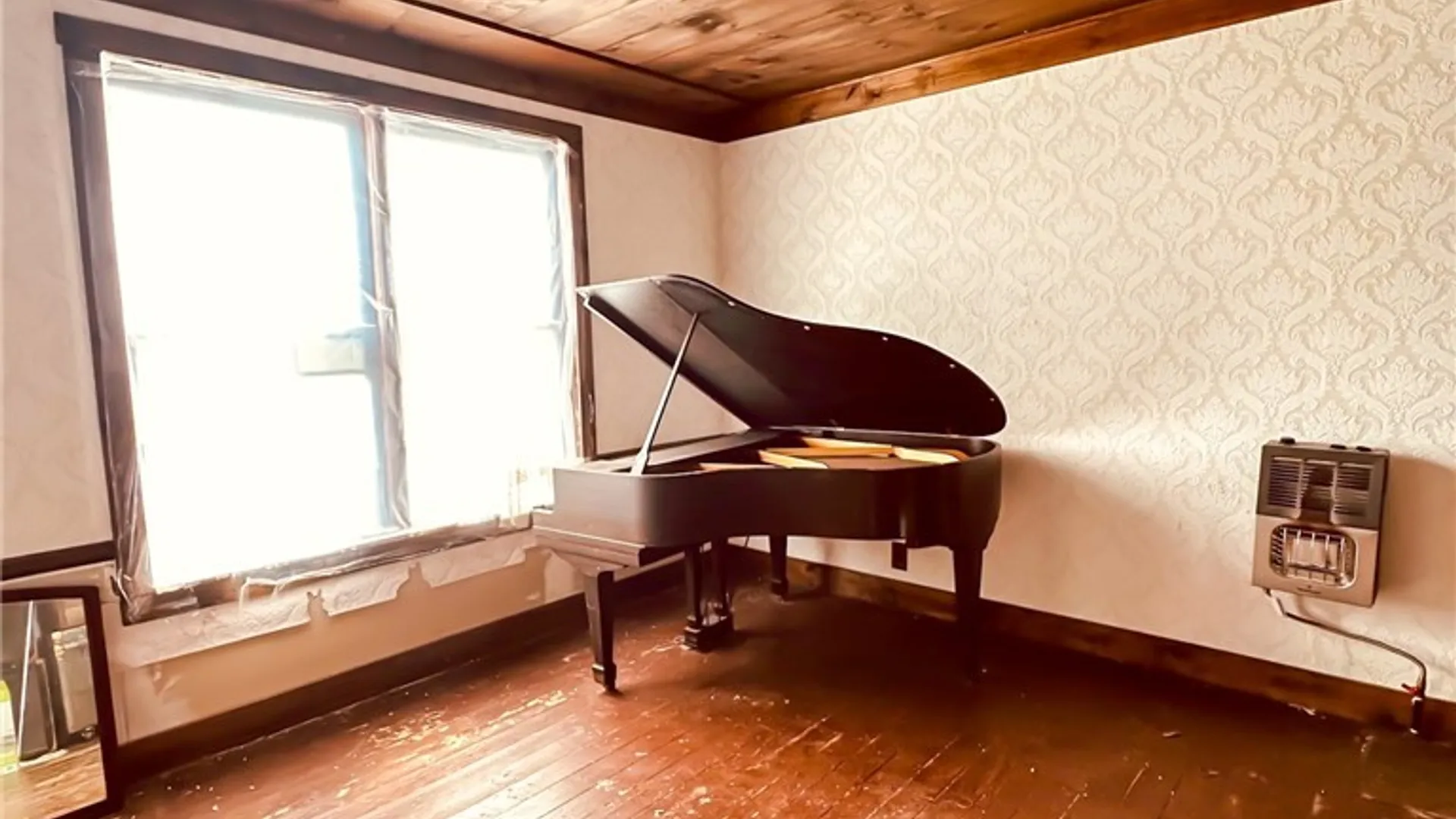 Property at 736 Roberts Street, Utica, NY 13502 9