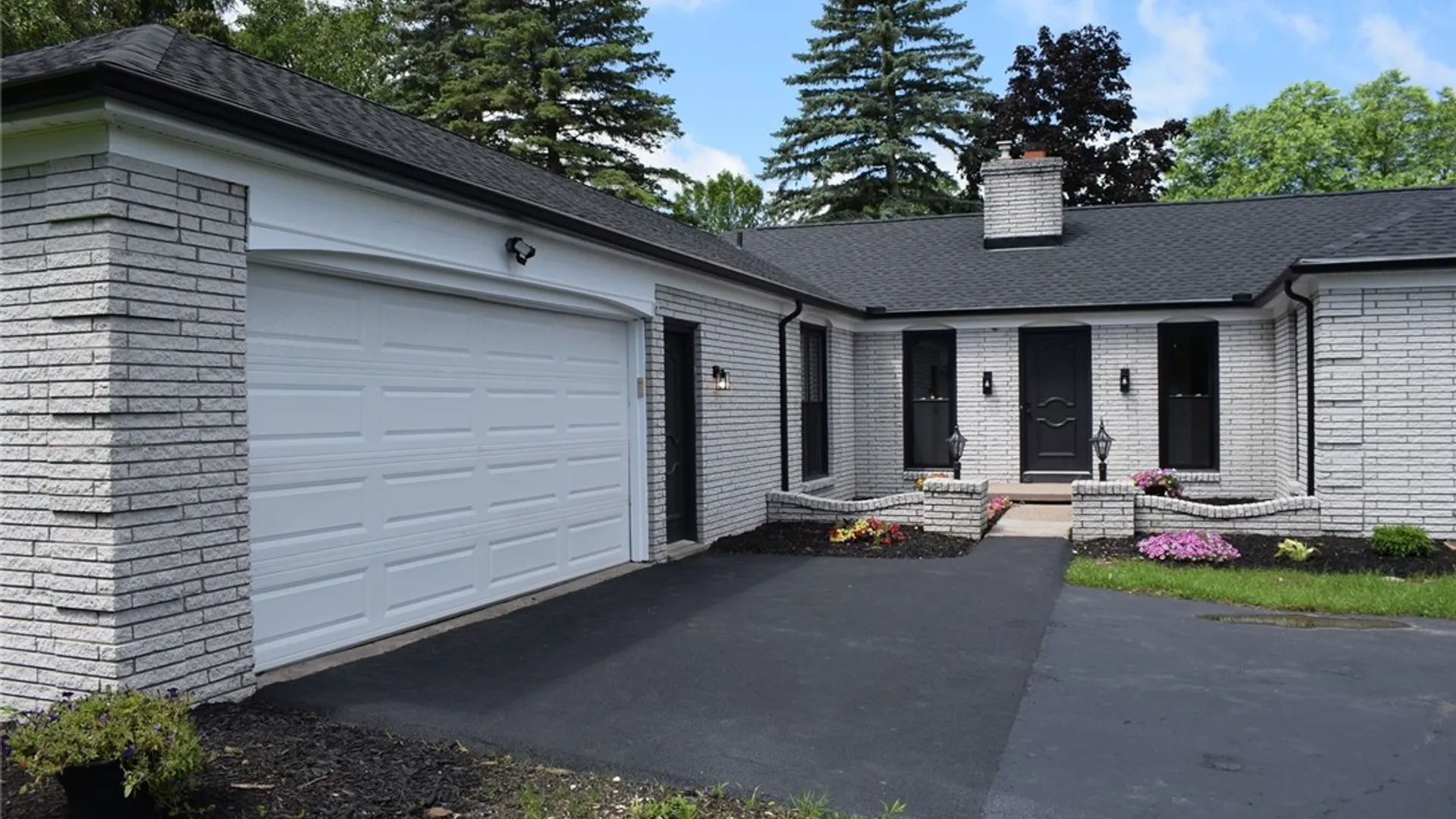 Property at 88 Stuyvesant Road, Pittsford, NY 14534 8