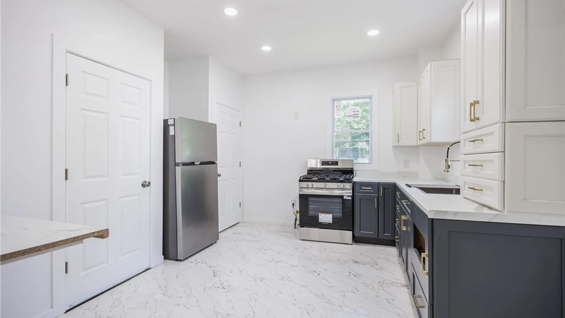 Property at 420 Columbia Avenue, Rochester, NY 14611 9