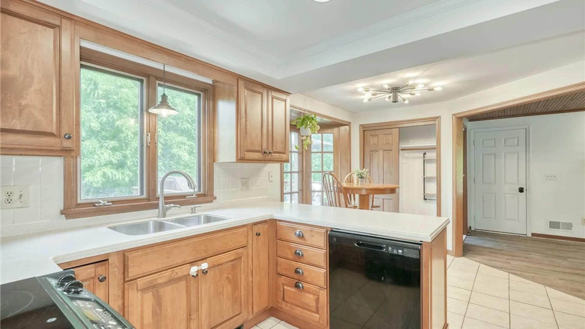 Property at 28 Black Mallard Circle, Perinton, NY 14450 14