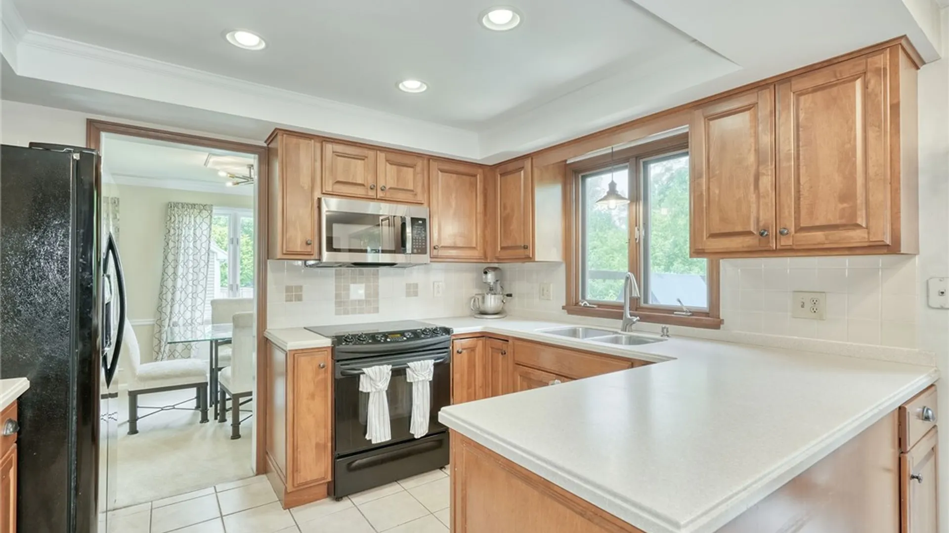 Property at 28 Black Mallard Circle, Perinton, NY 14450 16