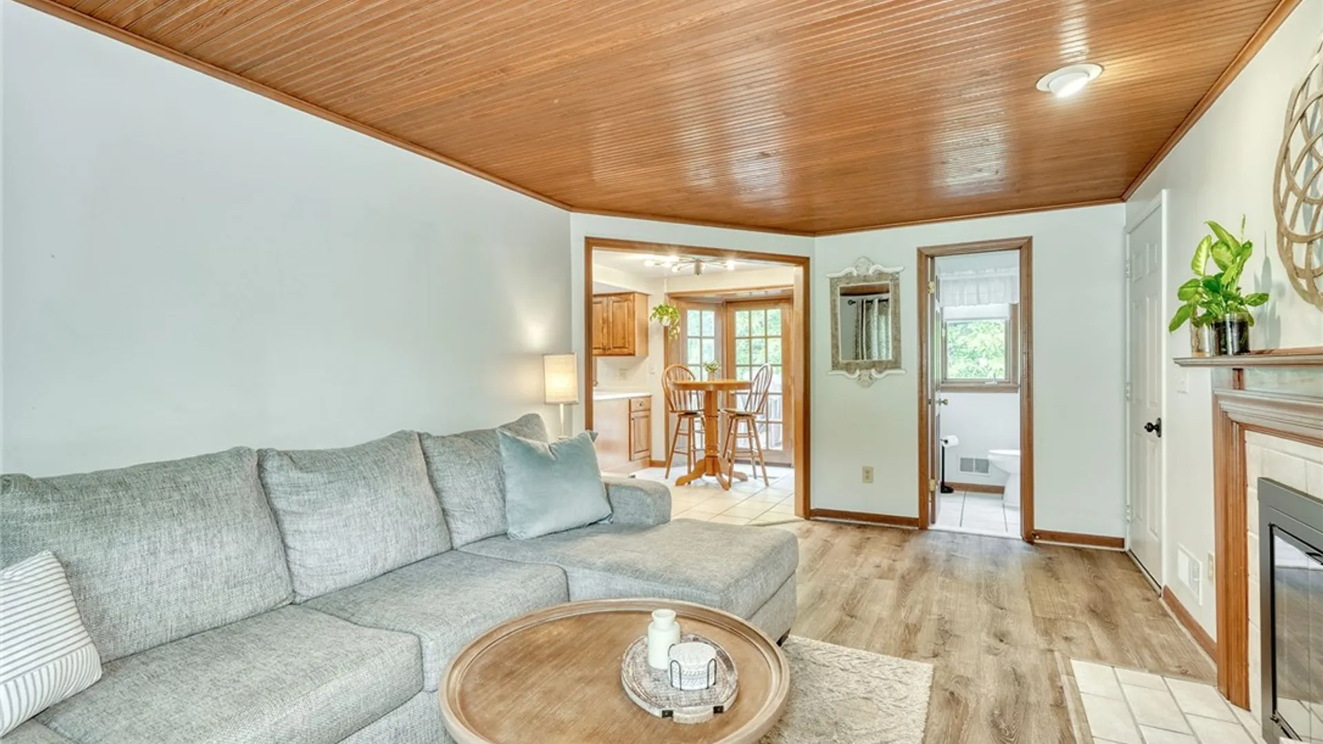 Property at 28 Black Mallard Circle, Perinton, NY 14450 22