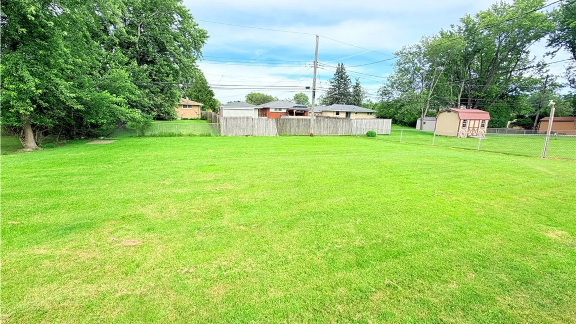 Property at 45 Charlescrest Court, West Seneca, NY 14224 26