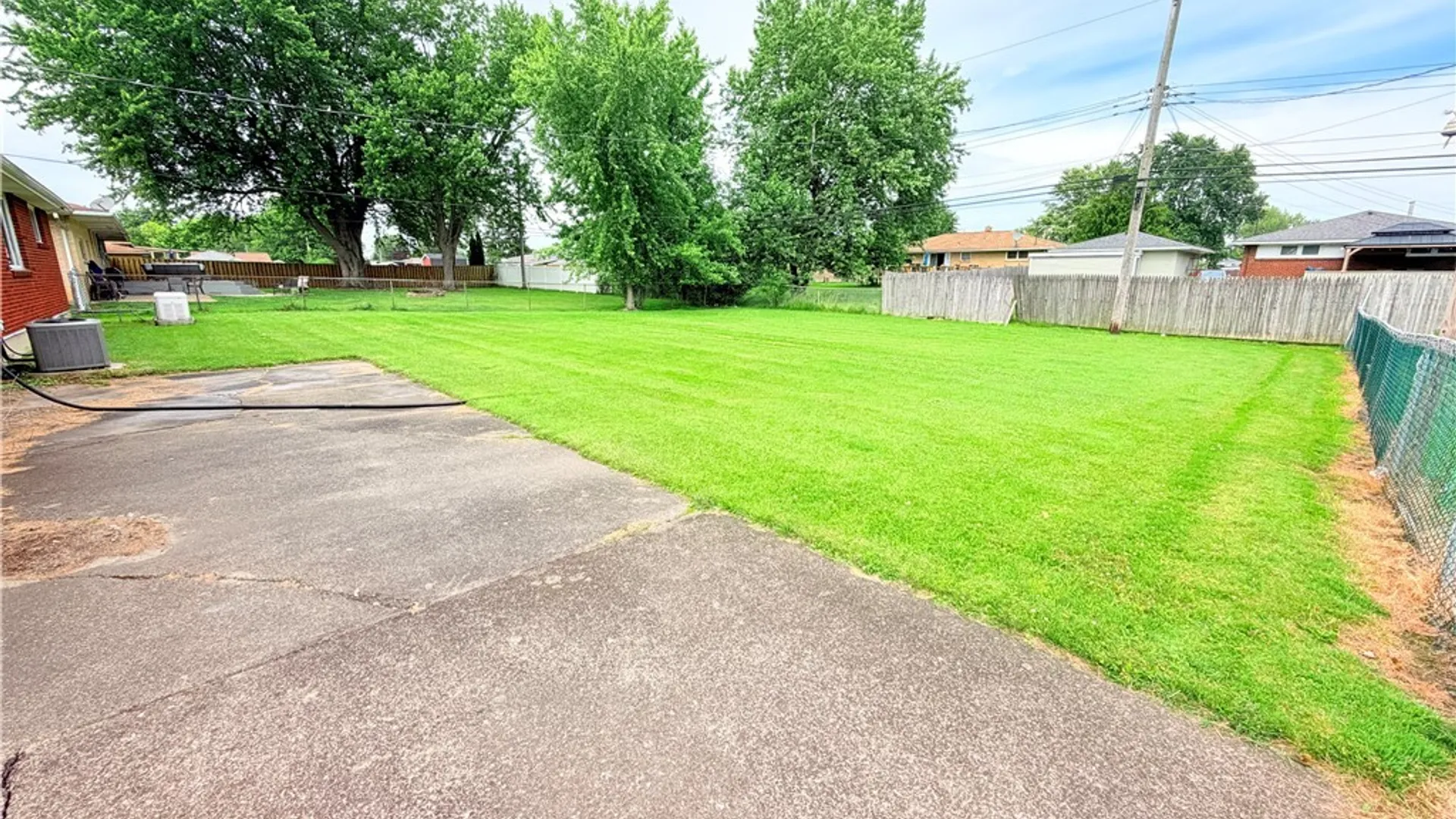 Property at 45 Charlescrest Court, West Seneca, NY 14224 29