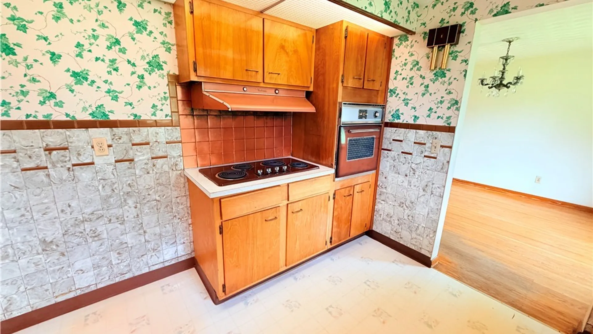 Property at 45 Charlescrest Court, West Seneca, NY 14224 5