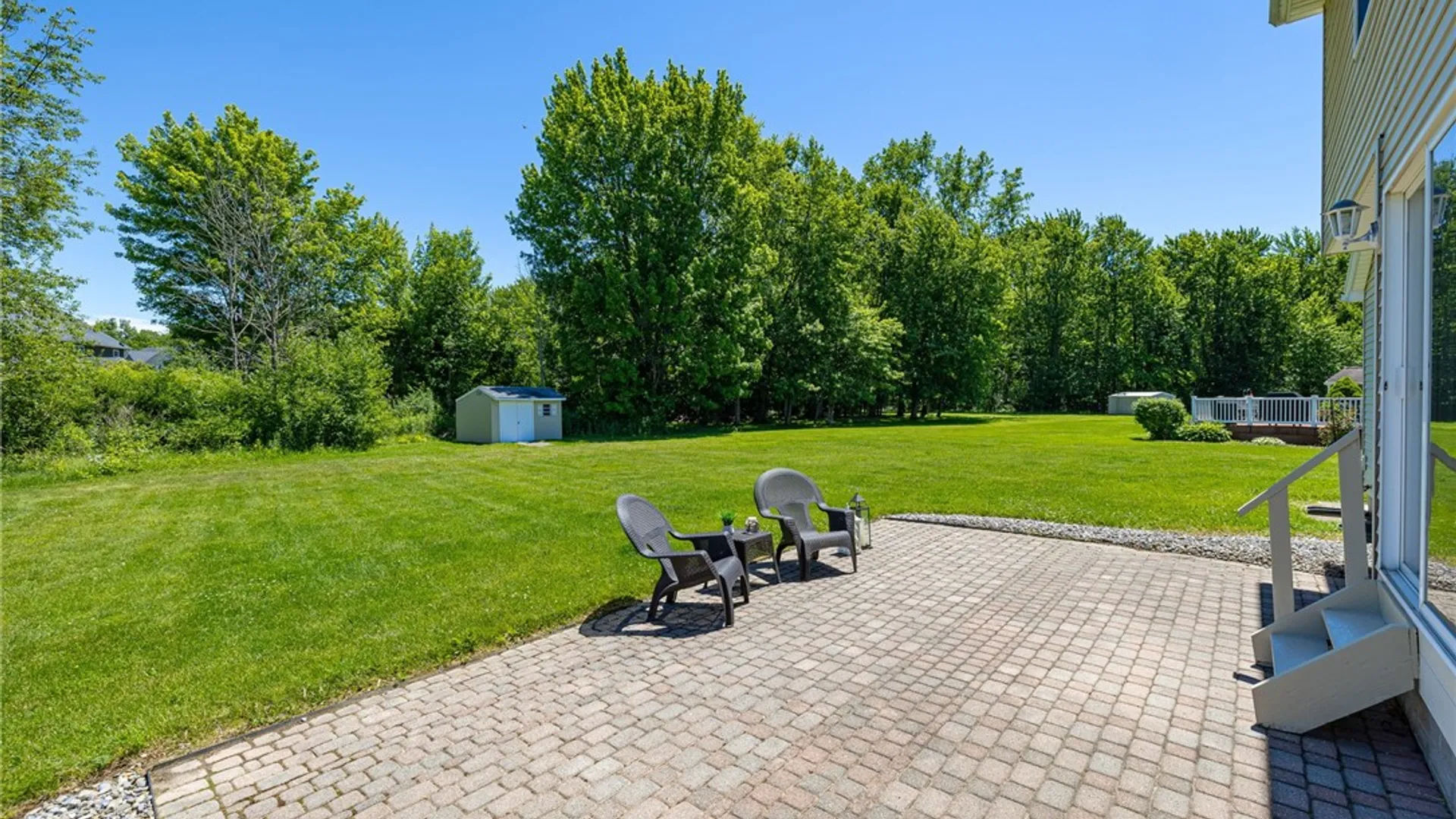 Property at 1154 Sweet Creek Circle, Webster, NY 14580 21