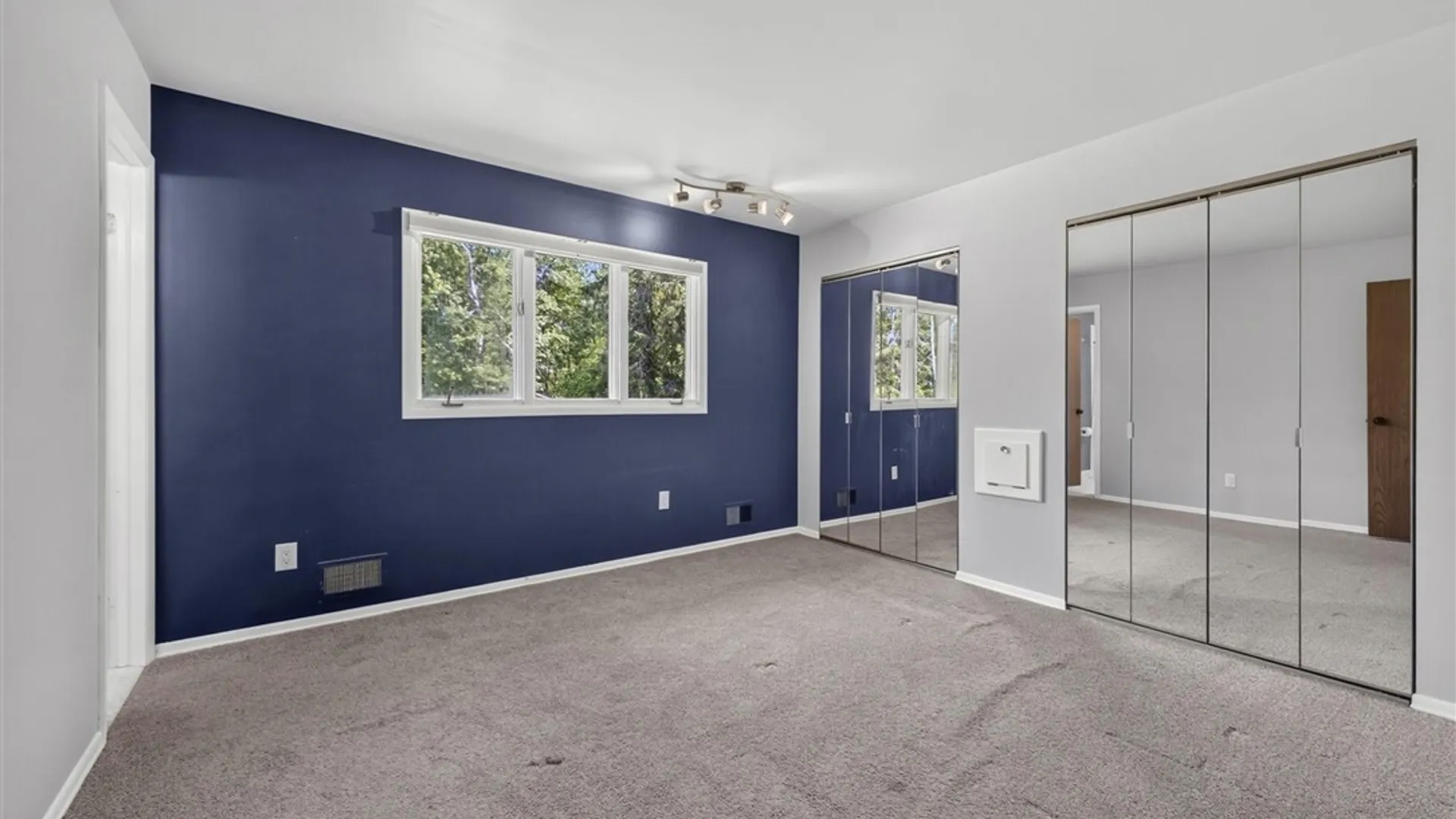 Property at 359 Hillside Circle, Macedon, NY 14502 15