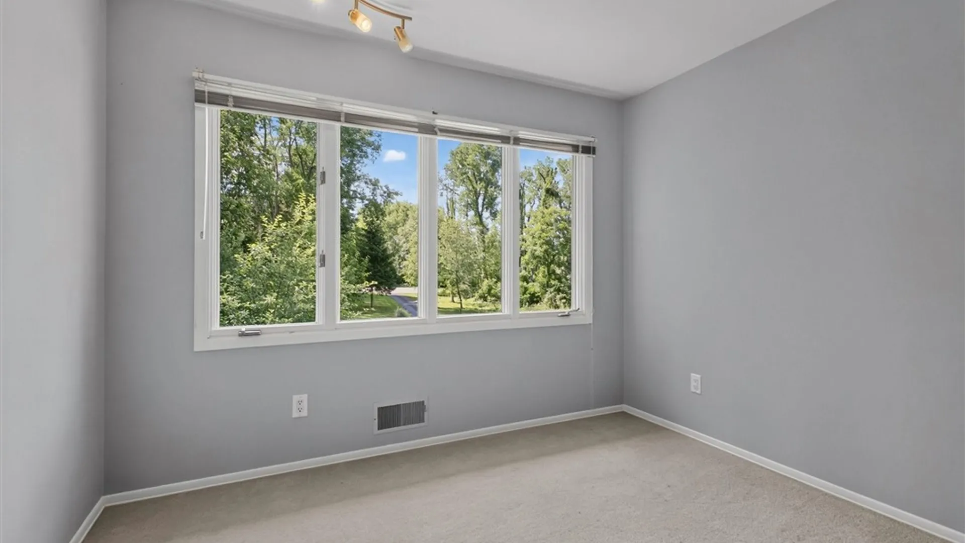 Property at 359 Hillside Circle, Macedon, NY 14502 19