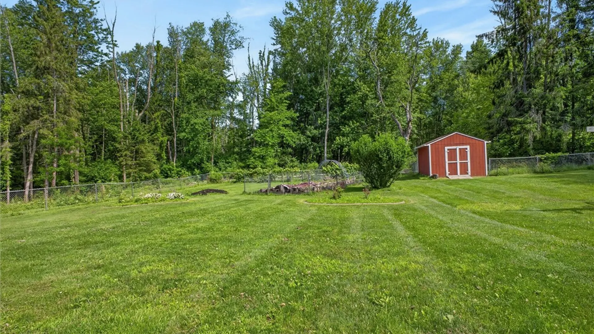 Property at 359 Hillside Circle, Macedon, NY 14502 38