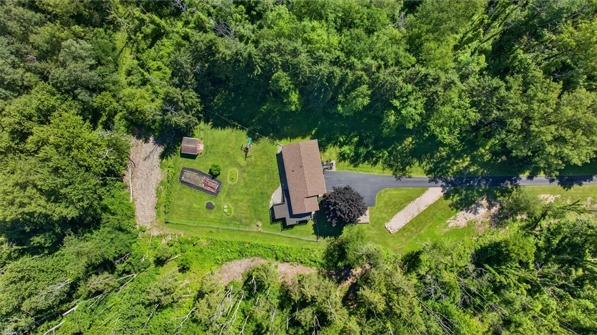 Property at 359 Hillside Circle, Macedon, NY 14502 40