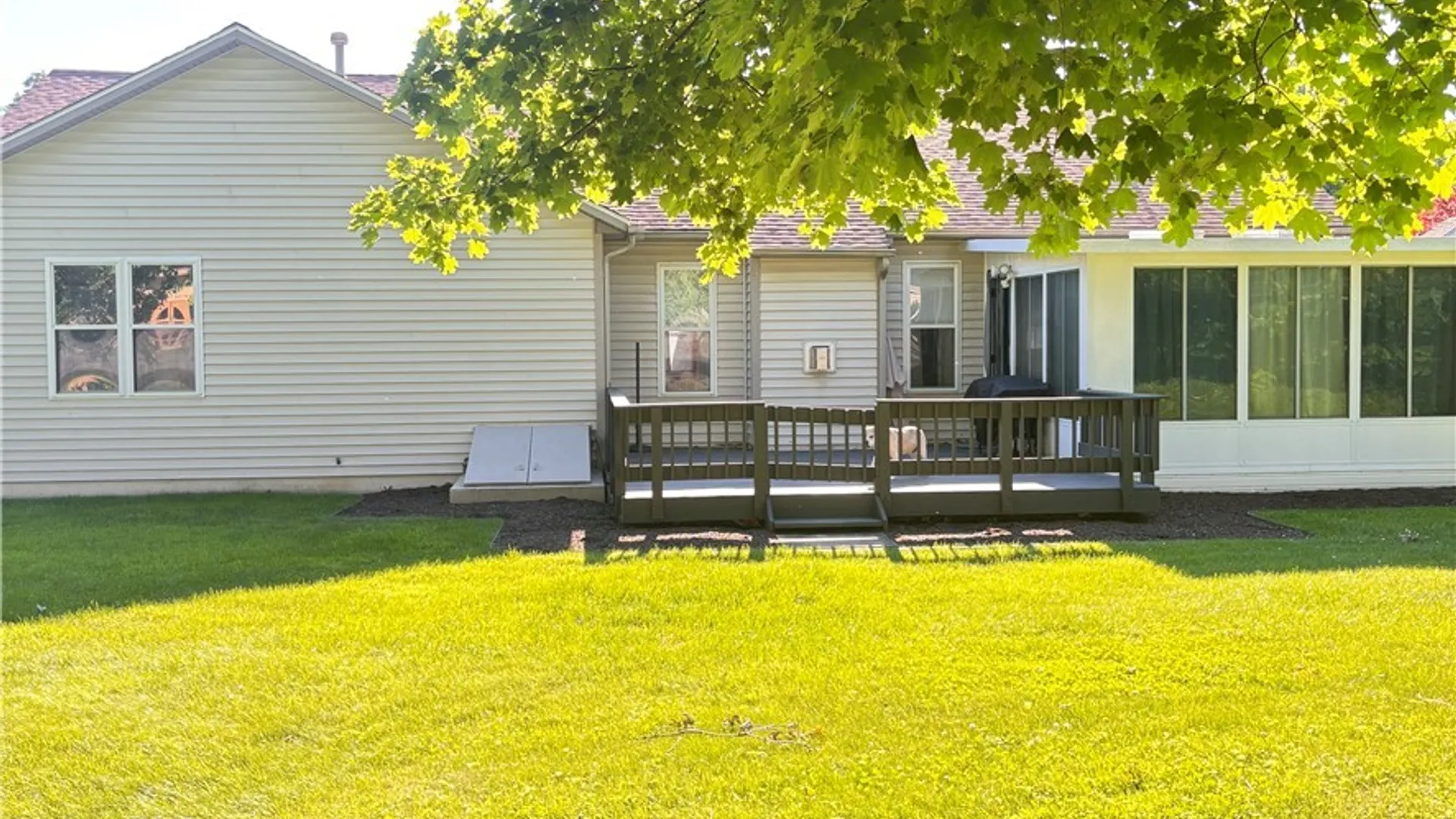 Property at 12 Orangewood Drive, Clay, NY 13090 23