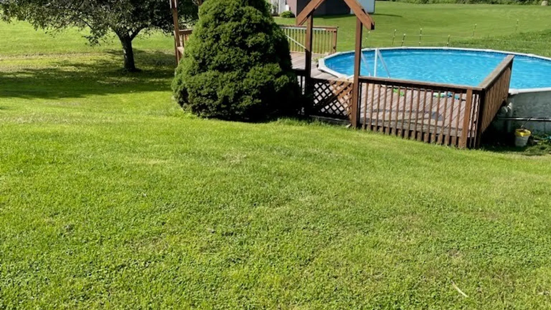 Property at 2085 Pinnacle Road, Henrietta, NY 14543 3