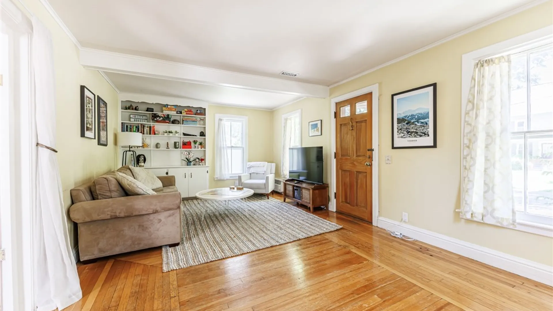 Property at 37 East St, Perinton, NY 14450 4