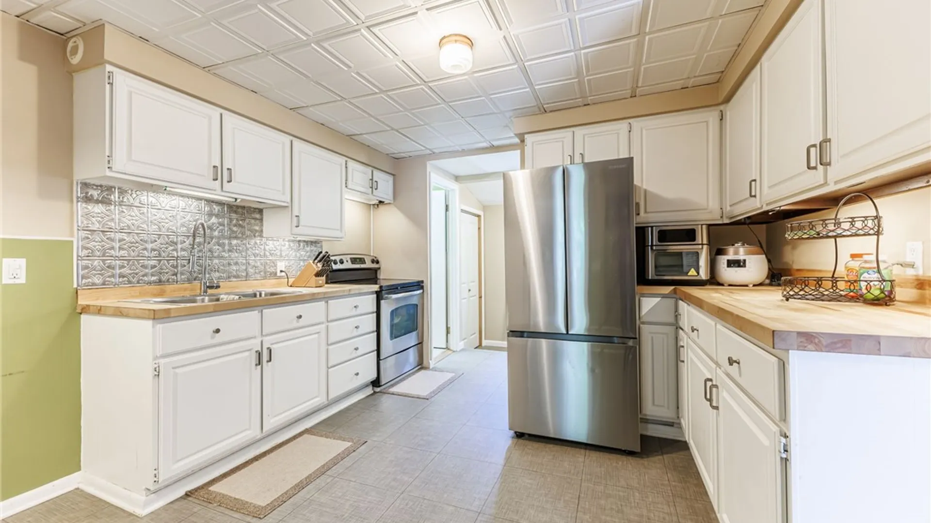 Property at 37 East St, Perinton, NY 14450 9